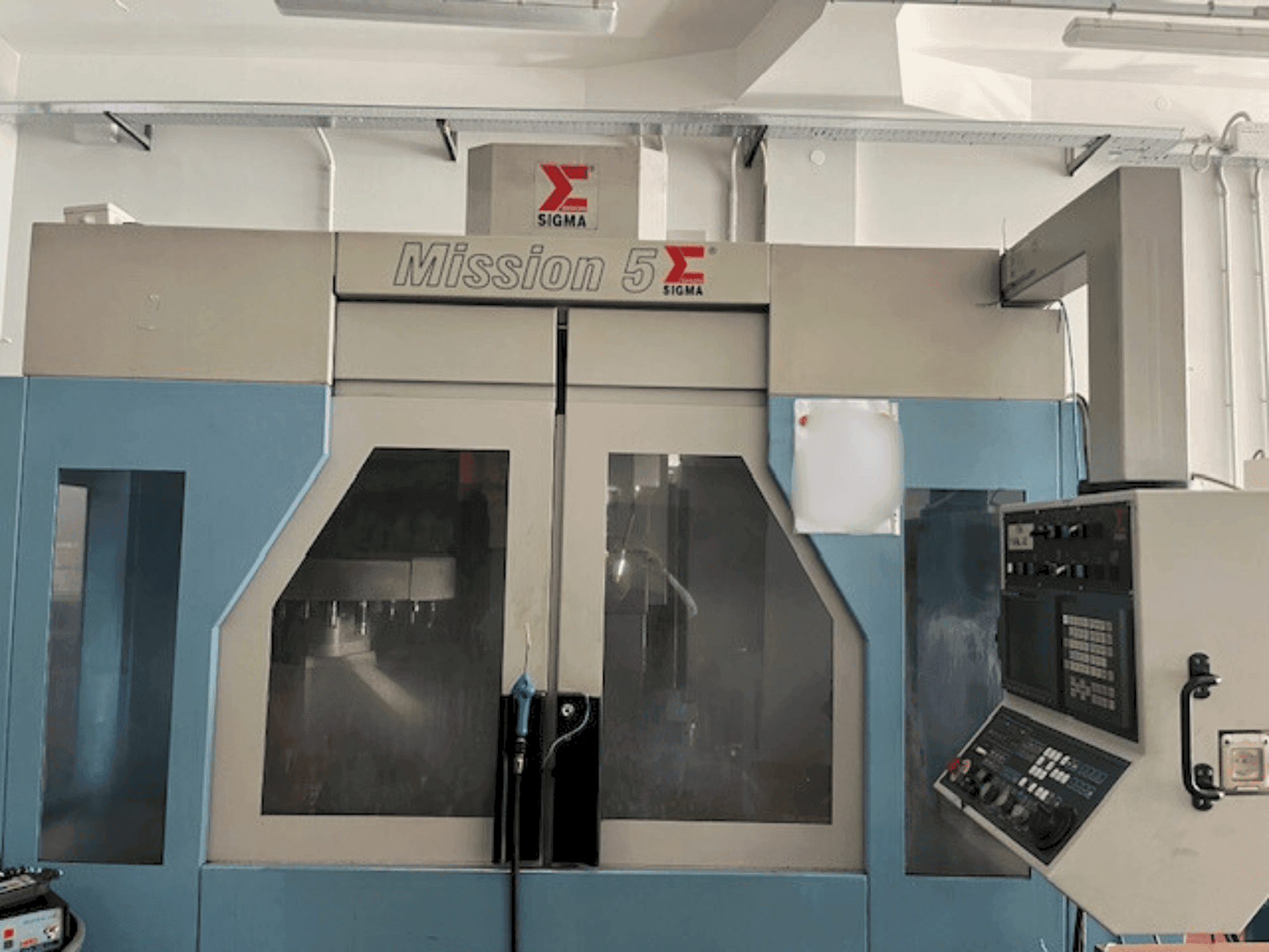 Frontansicht der Sigma Mission 5 Maschine