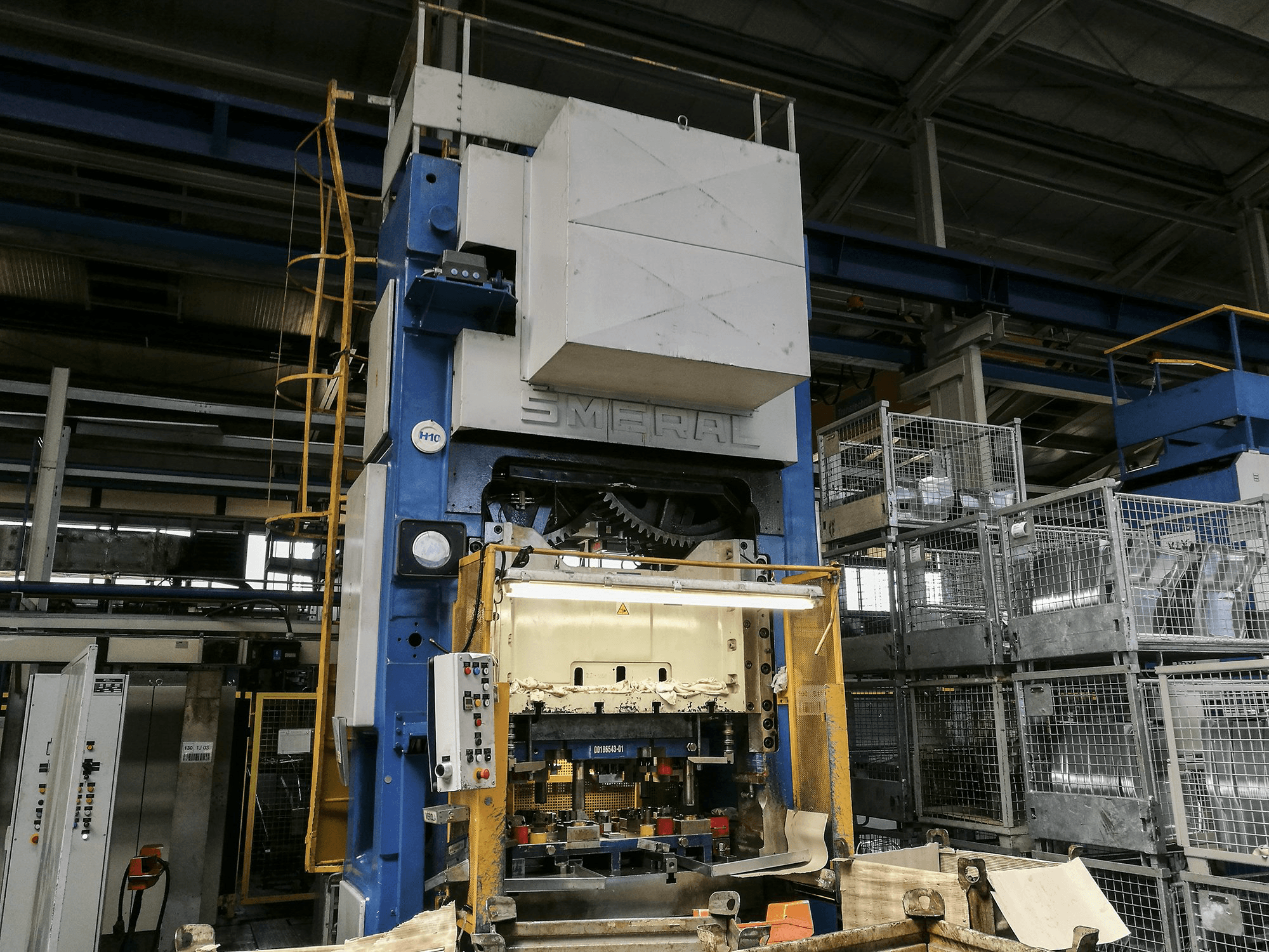 Linke Ansicht der SMERAL LDO 315A Maschine