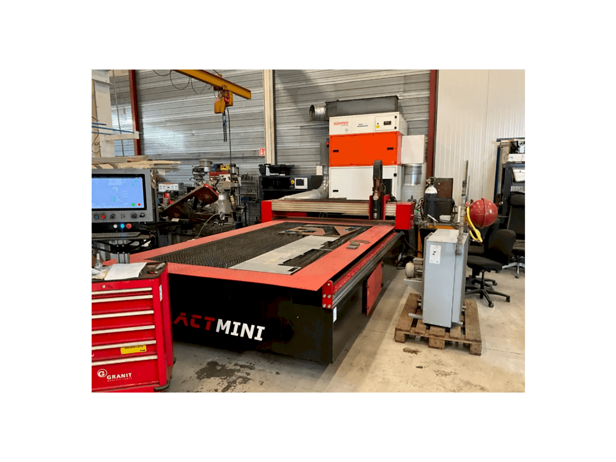 Frontansicht der ACT MINI 3015PW Maschine