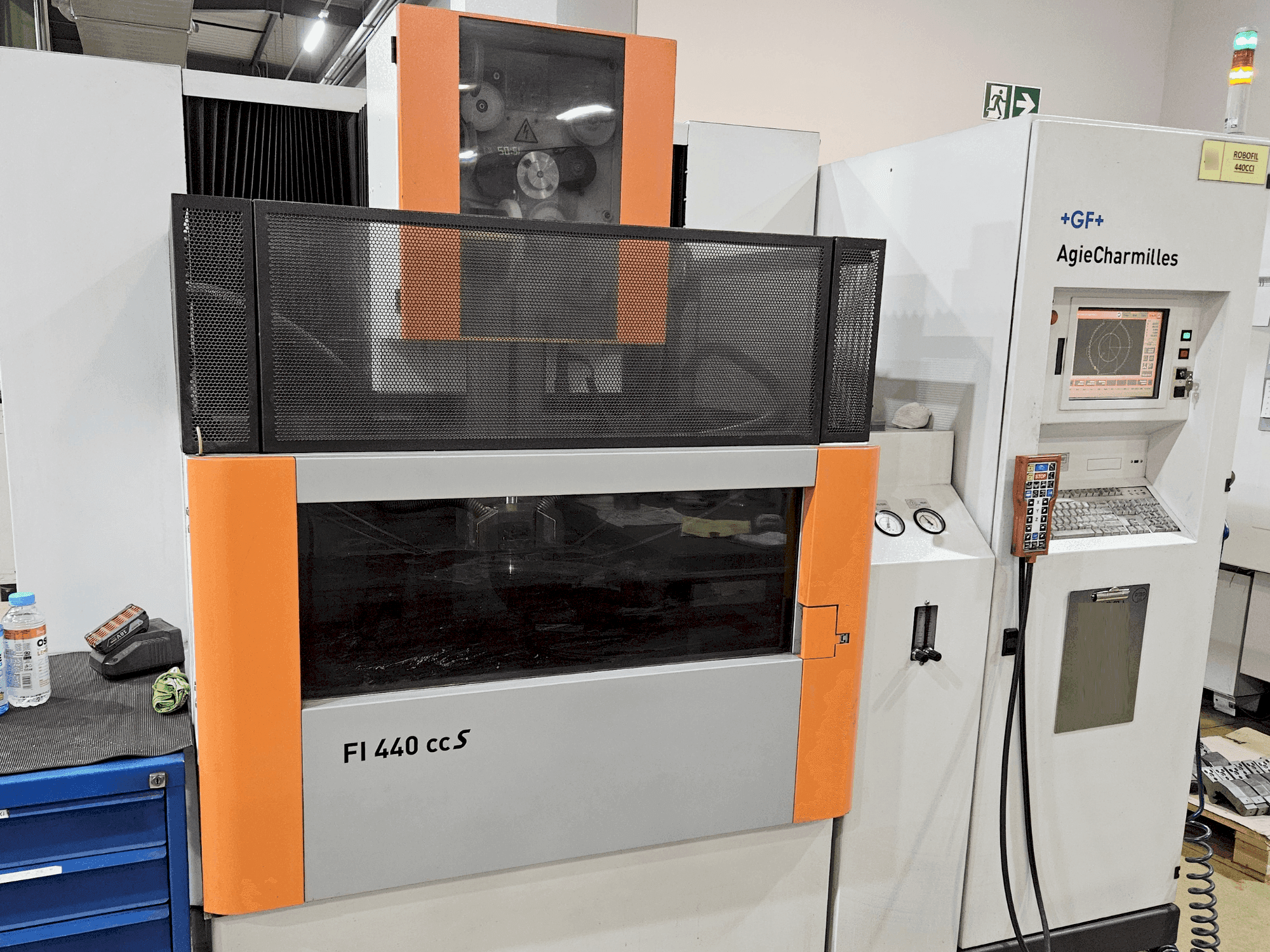 Frontansicht der AgieCharmilles Robofil 440 CCS Maschine