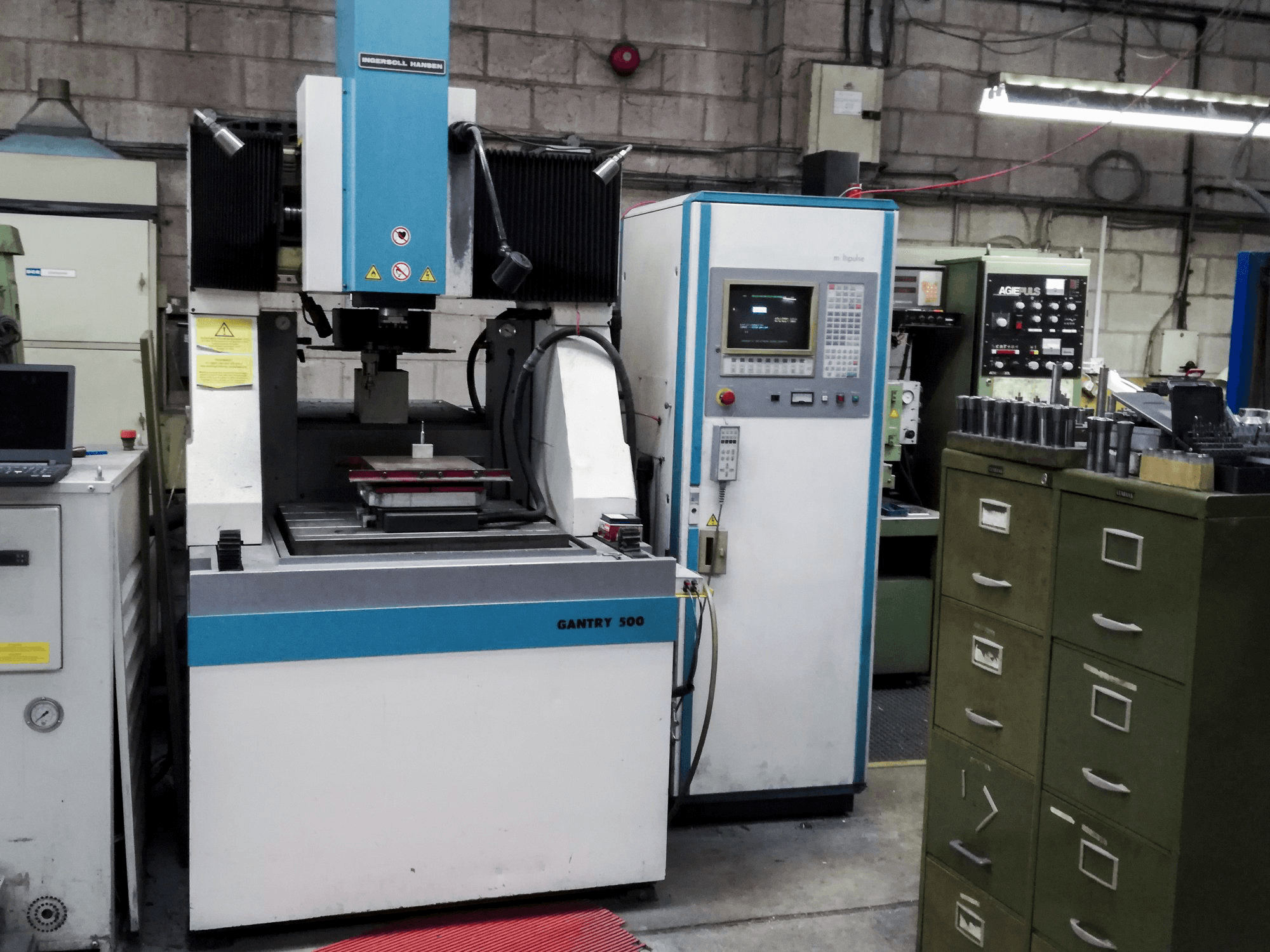 Frontansicht der INGERSOLL HANSEN Gantry 500 Maschine