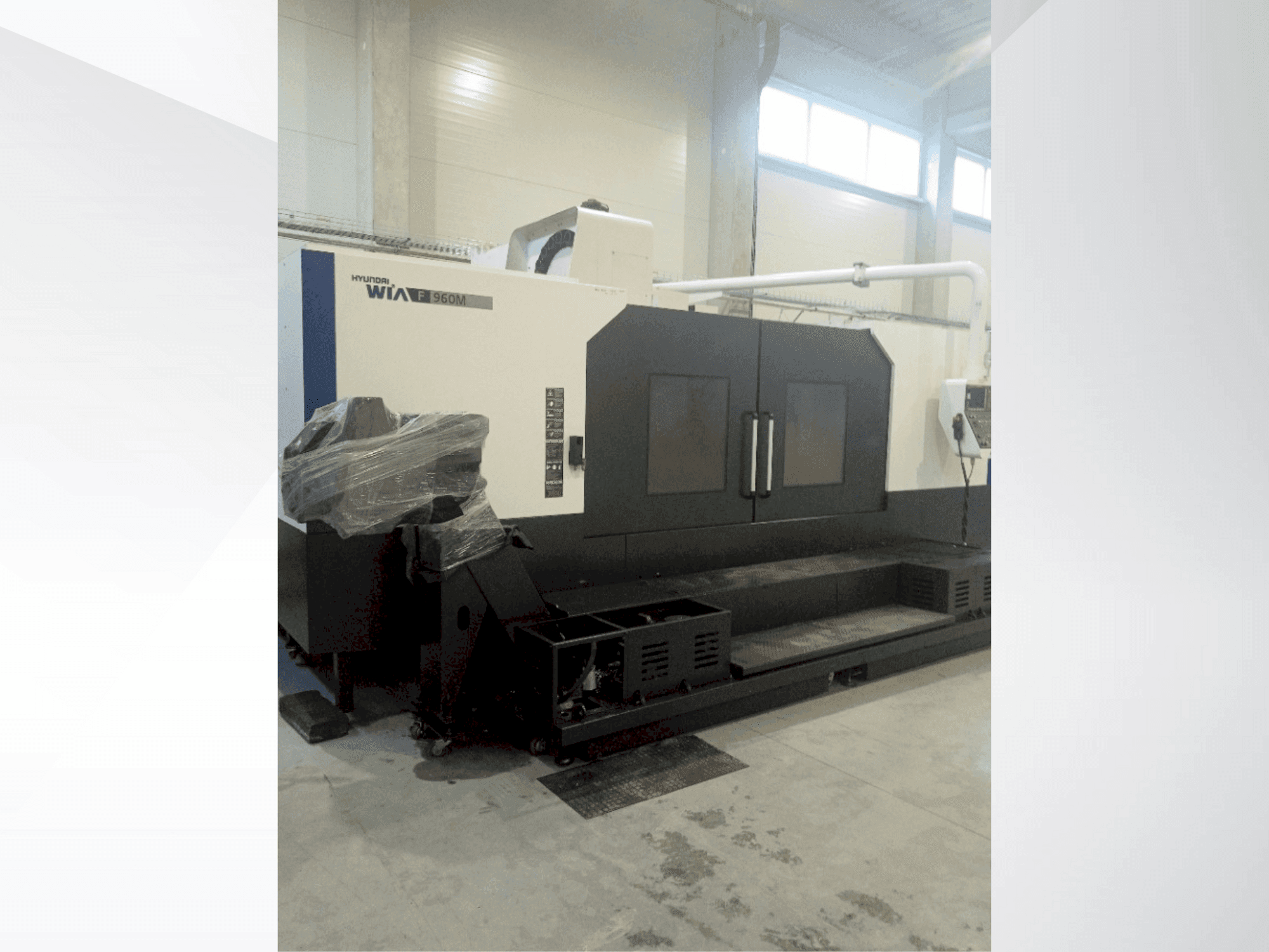 Frontansicht der Hyundai Wia F 960M Maschine