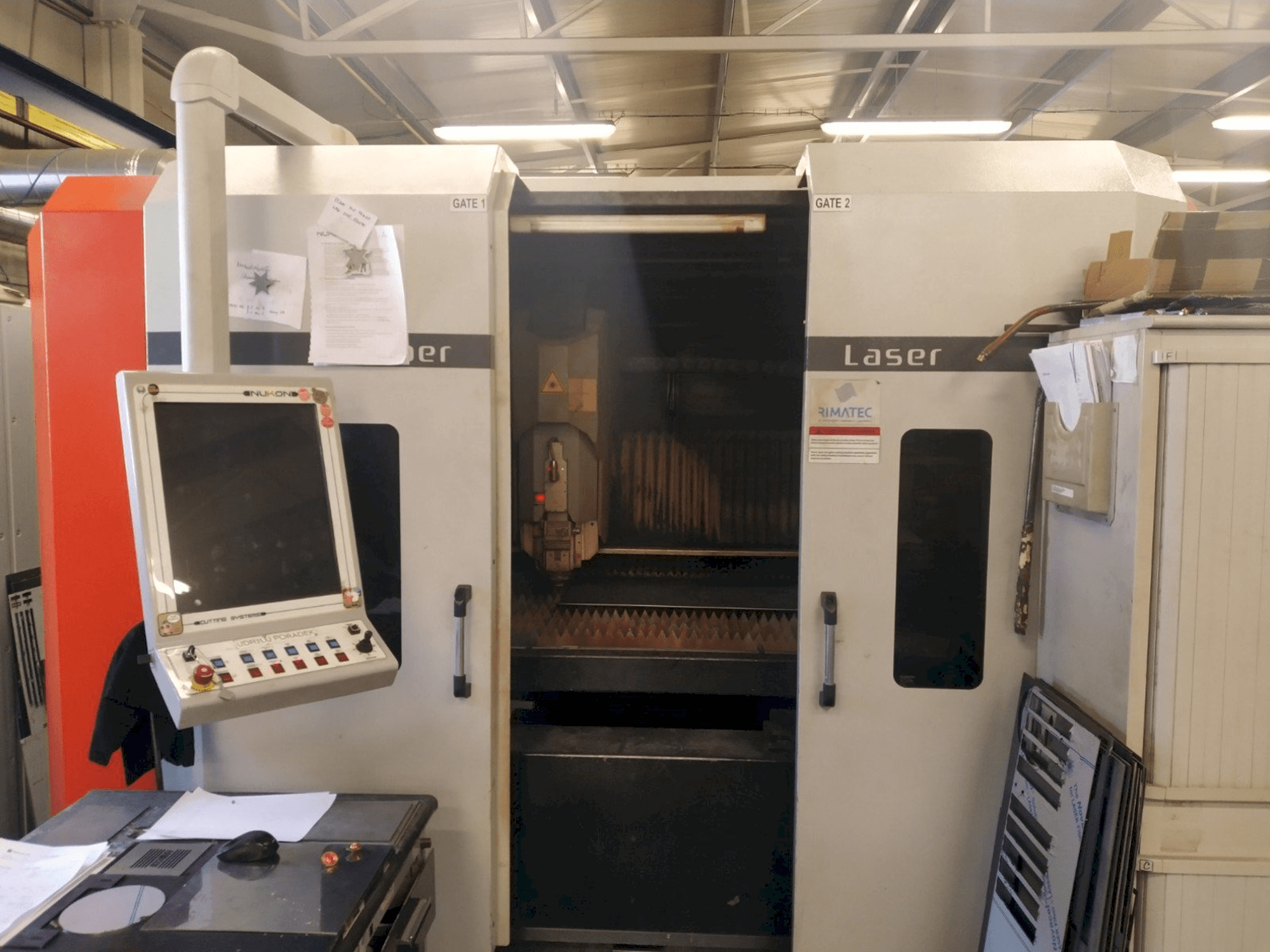 Frontansicht der NUKON NF PRO 315 Maschine