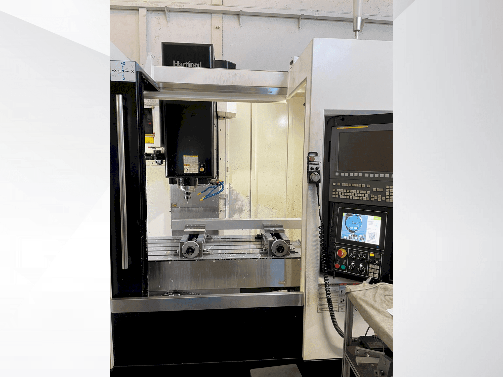 Frontansicht der HARTFORD MVP-11 Maschine