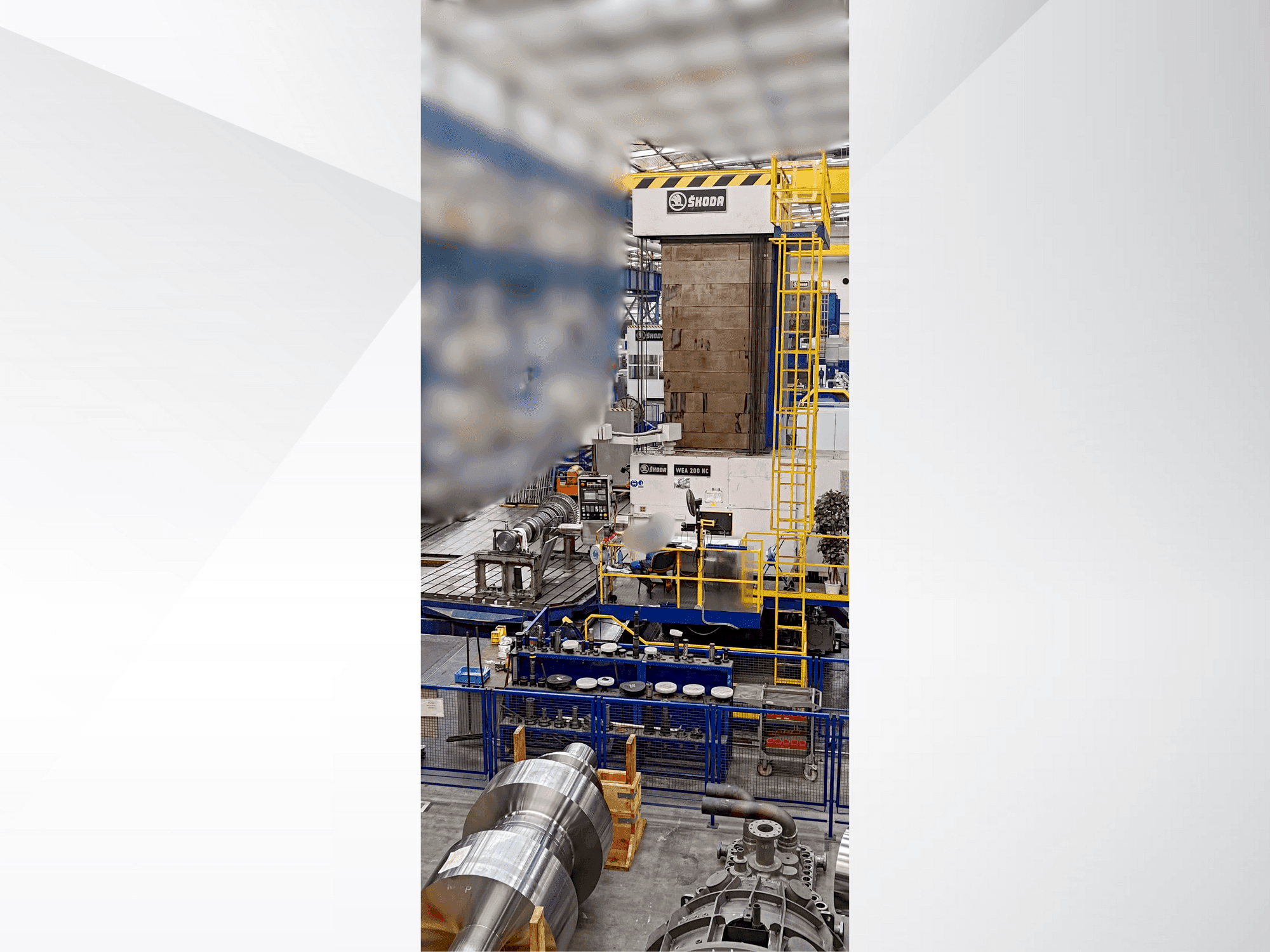 Frontansicht der SKODA WEA 200 CNC Maschine