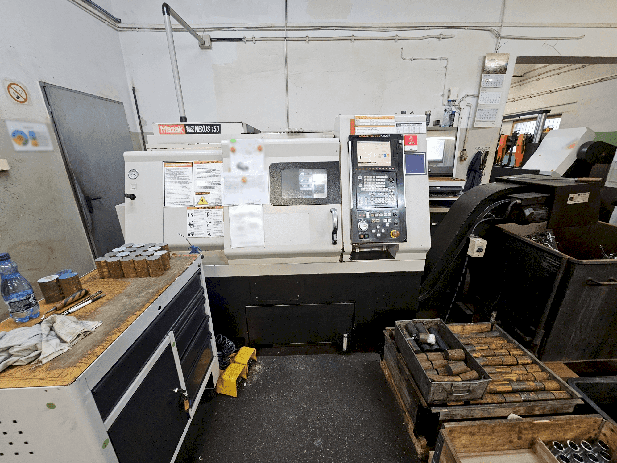 Frontansicht der Mazak QTN-150/500 Maschine