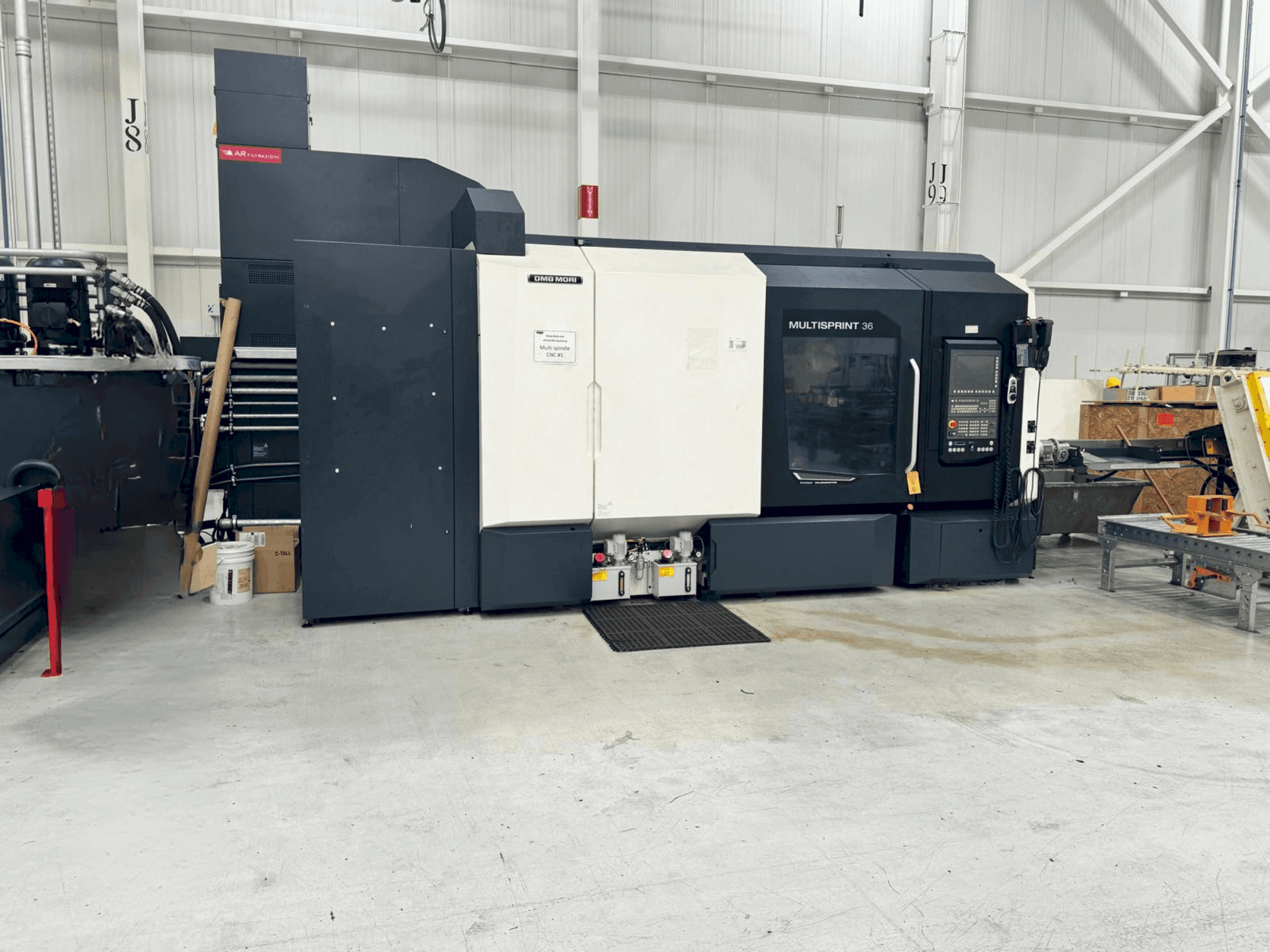 Frontansicht der DMG MORI Multisprint 36 Maschine