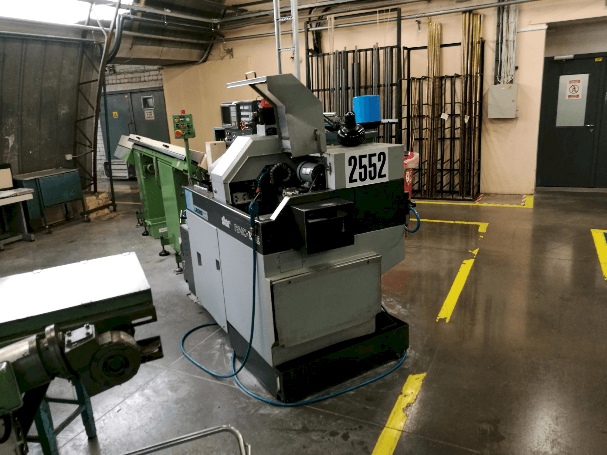 Frontansicht der Star RNC-16 Maschine