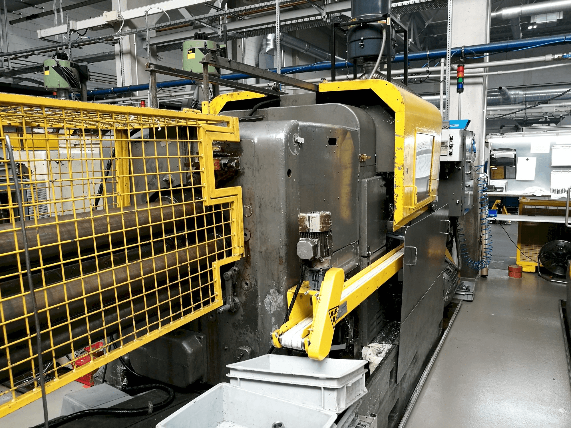 Frontansicht der Wickman 2 1/4"-6 Maschine