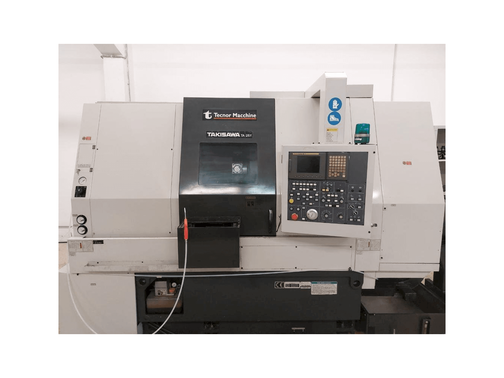 Frontansicht der Takisawa TA 25Y Maschine