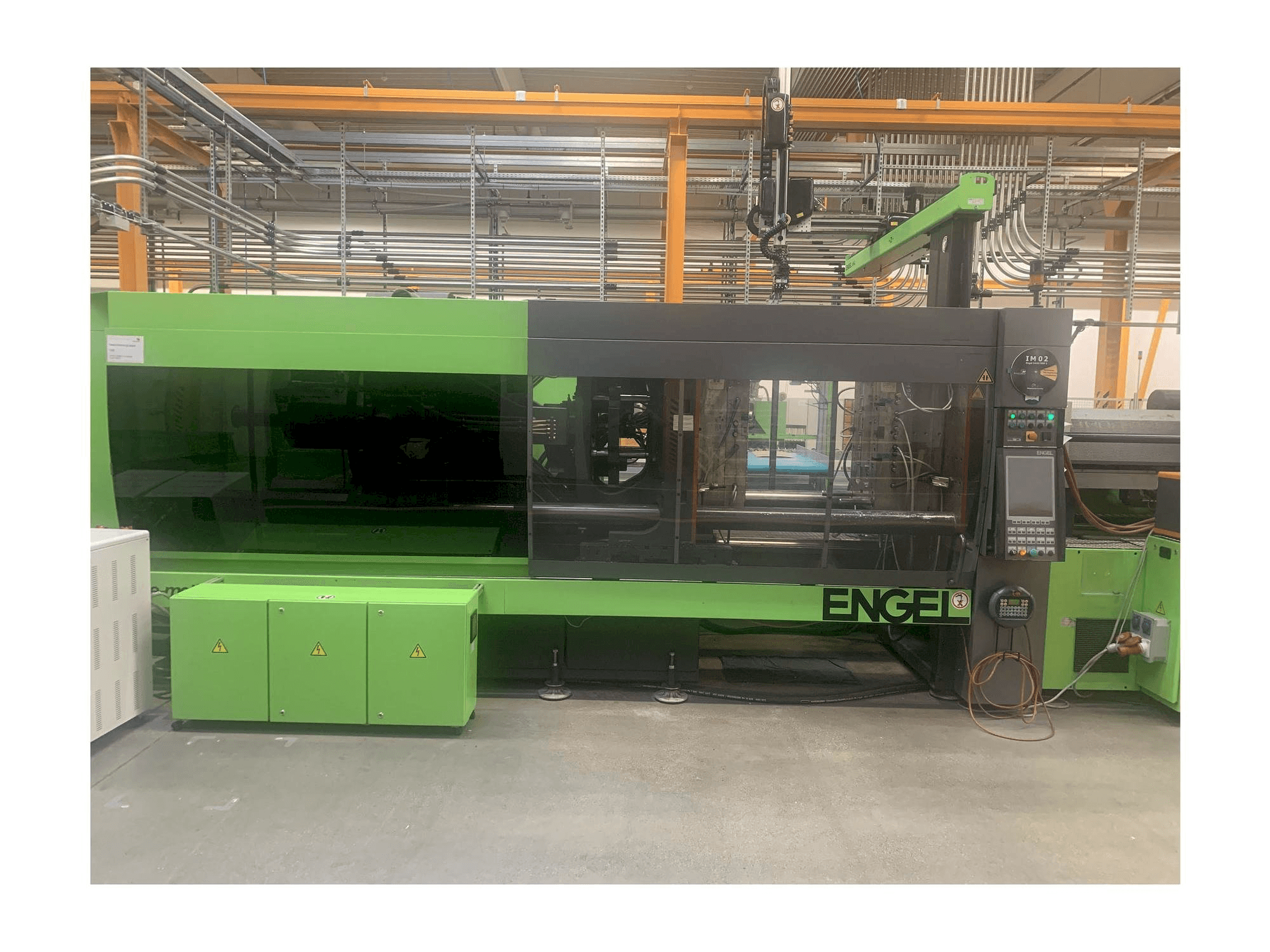 Frontansicht der Engel e-motion 5440/500 T Maschine
