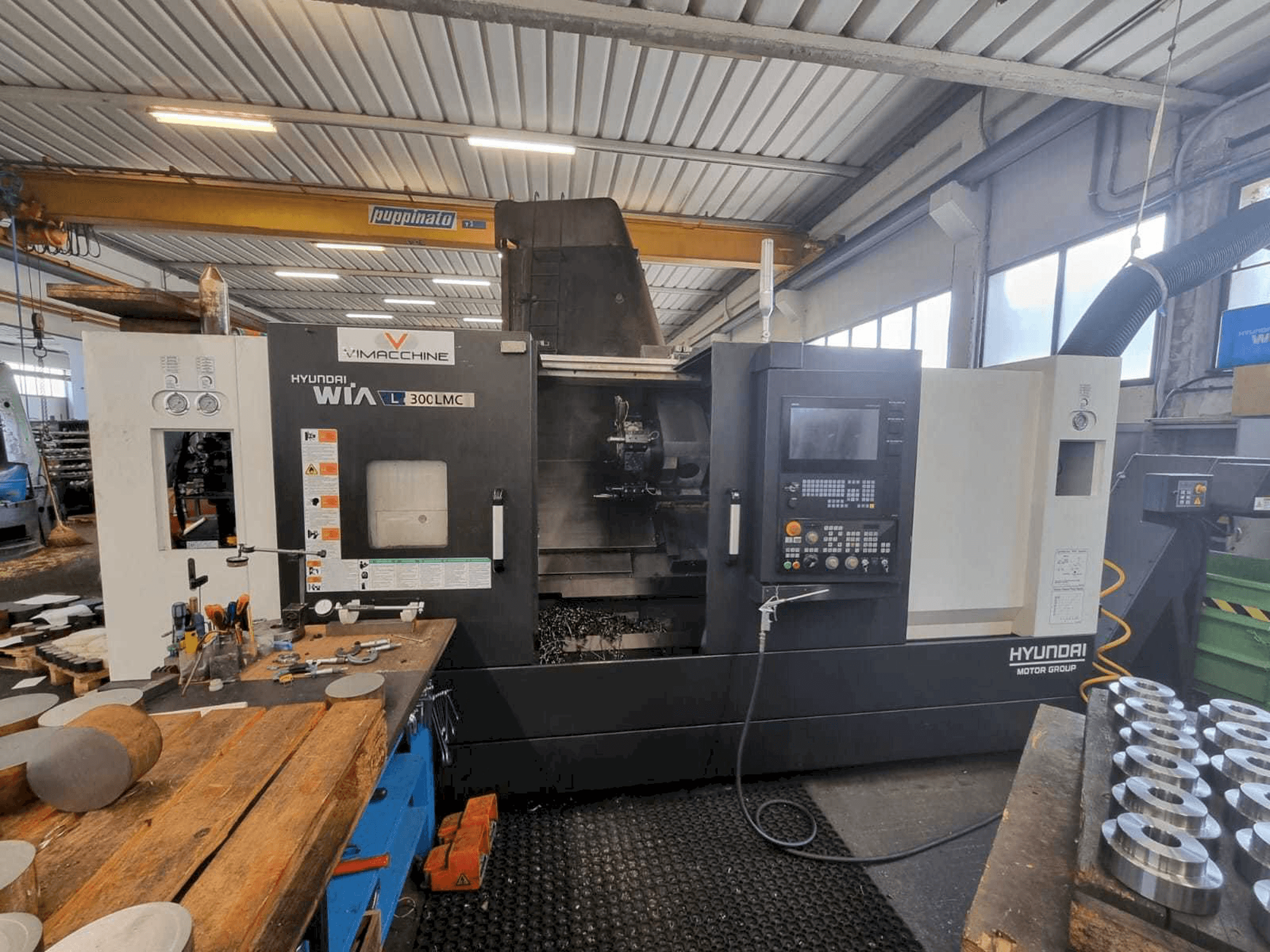 Frontansicht der Hyundai Wia L300 LMC Maschine