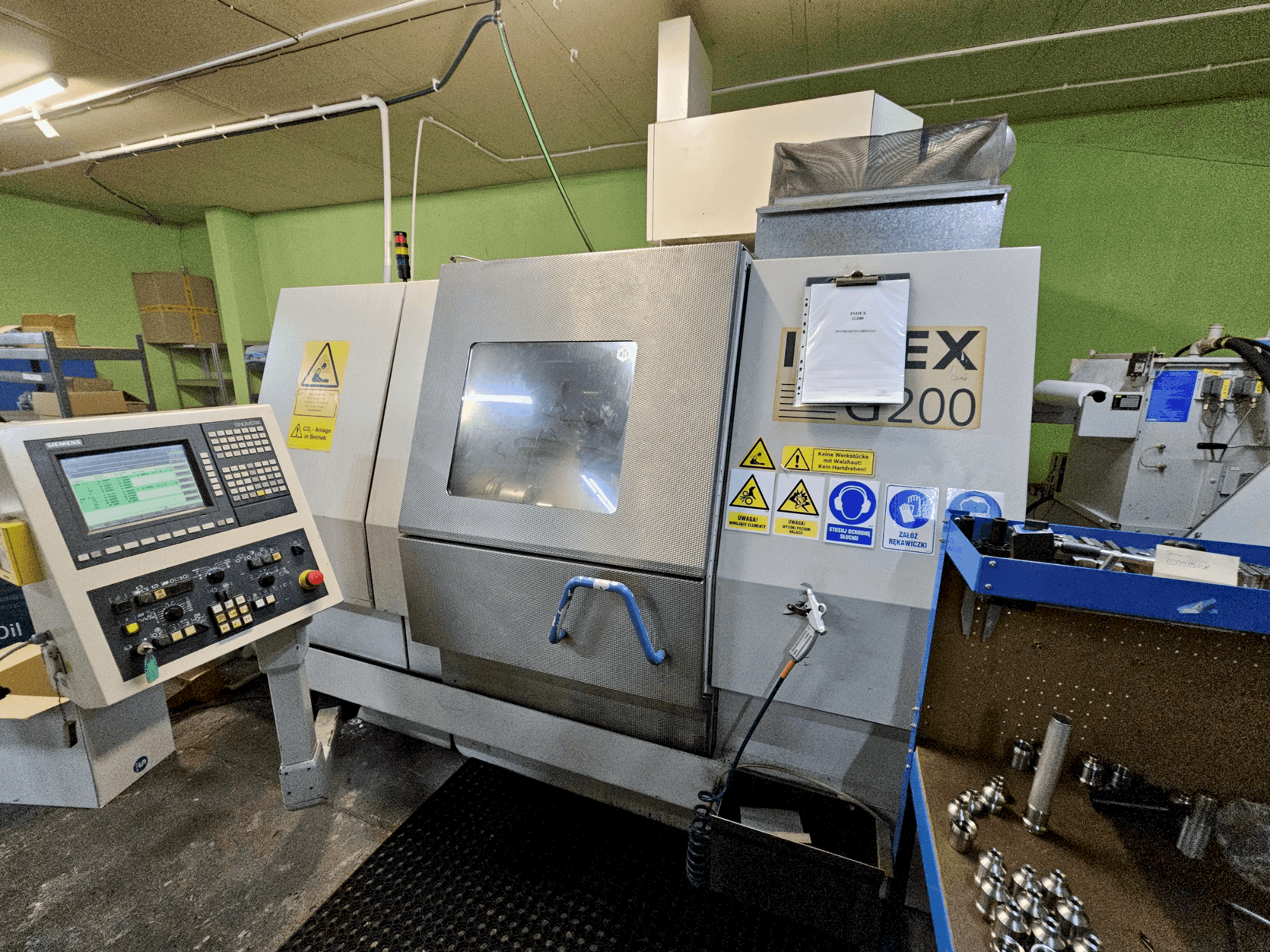 Frontansicht der Index G200 Maschine