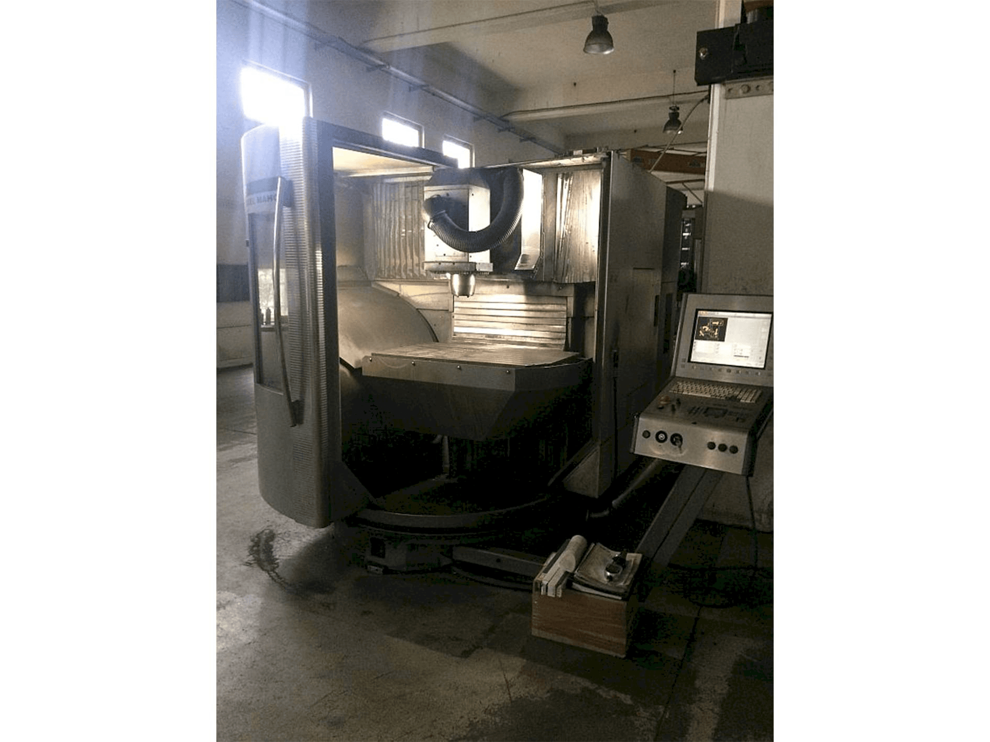 Frontansicht der DMG 60T Maschine