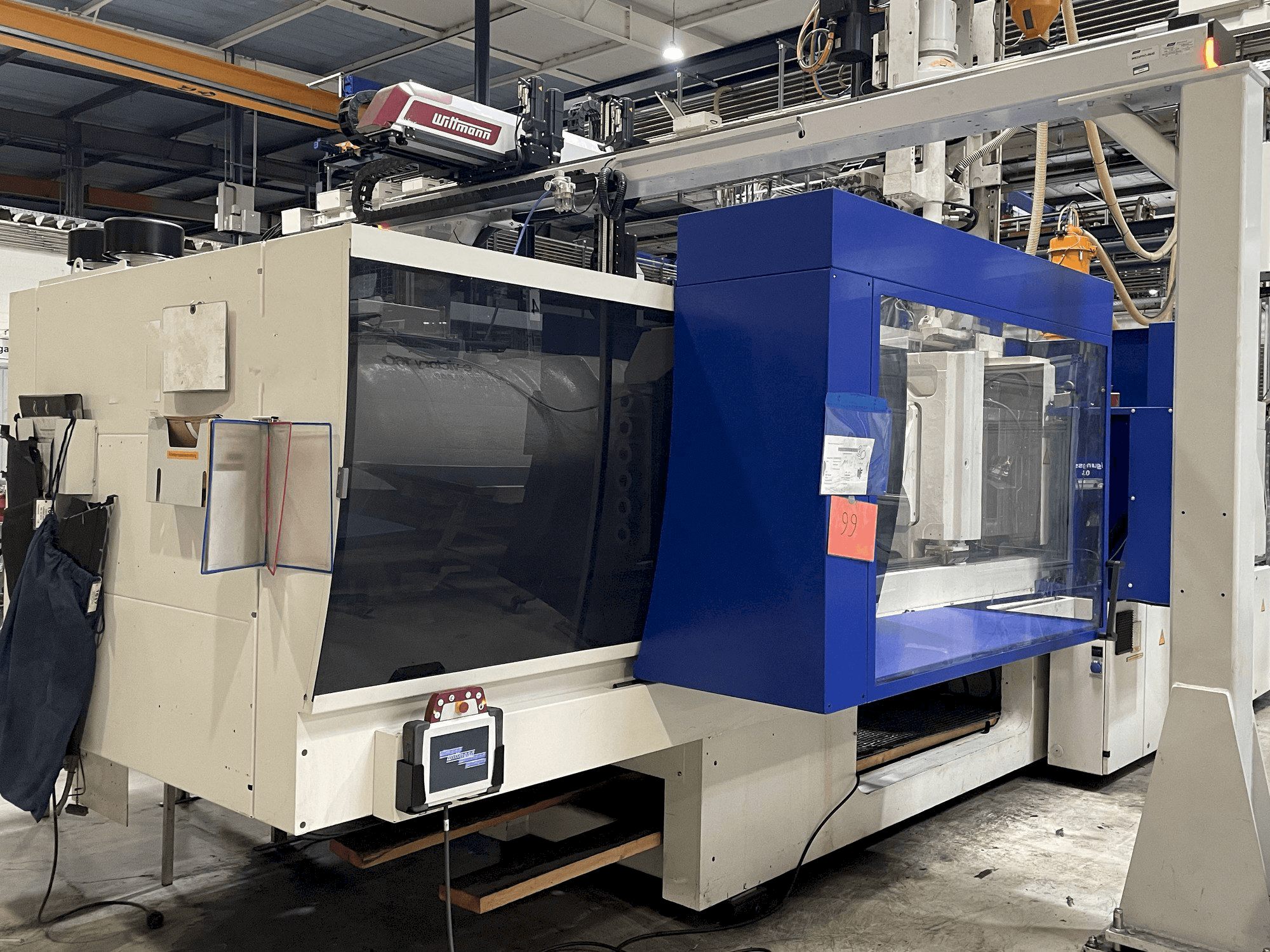 Frontansicht der ENGEL e-vc 1340H/310V/400 Combi Maschine