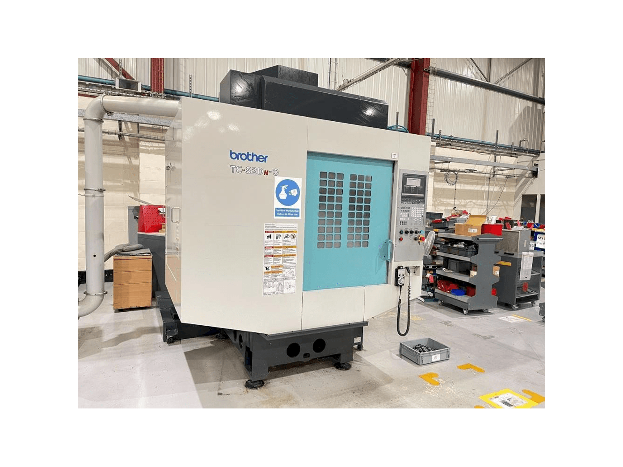 Frontansicht der Brother TC-S2DN-0 Maschine