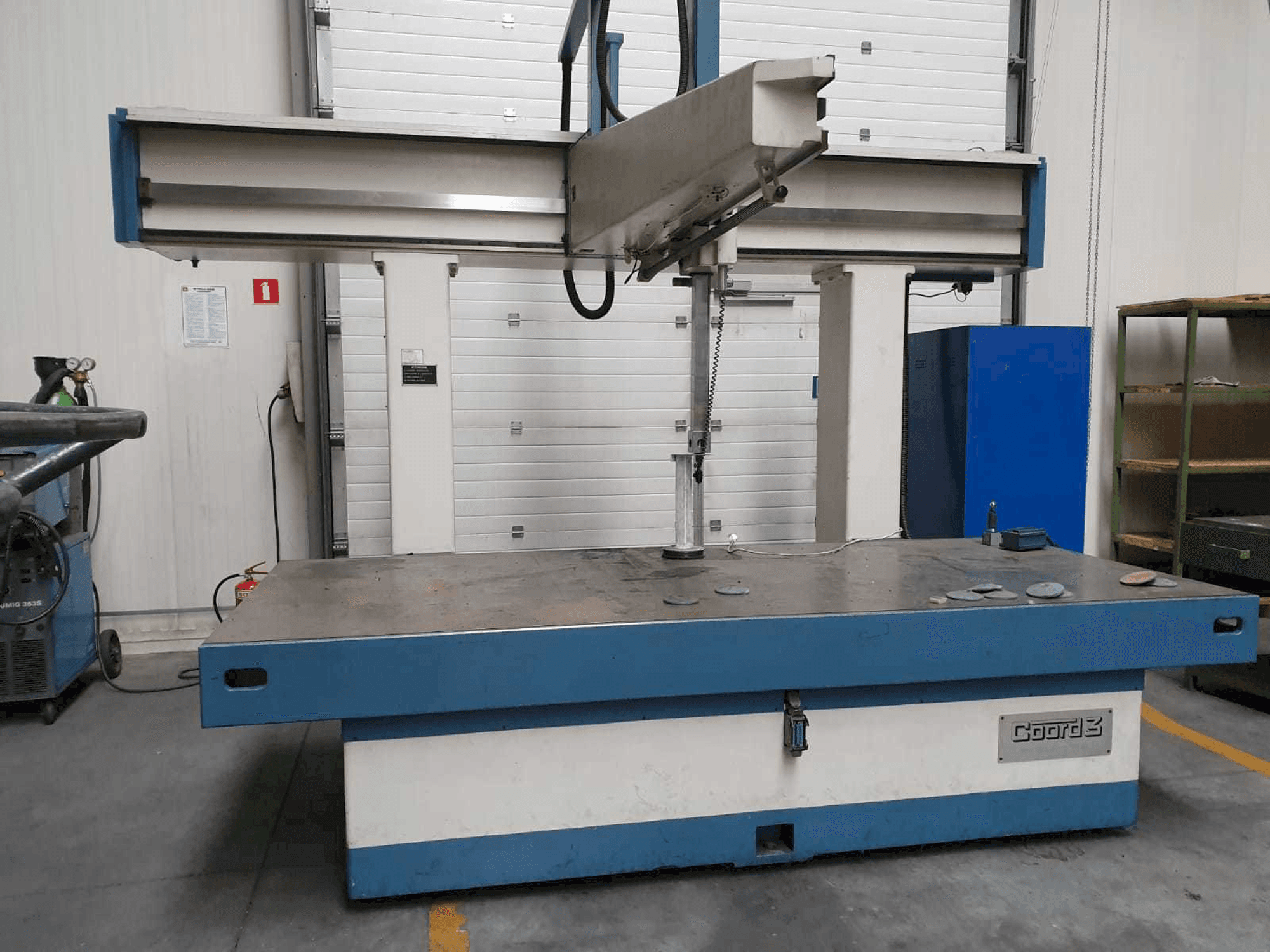 Frontansicht der Coord3 TR32 Maschine