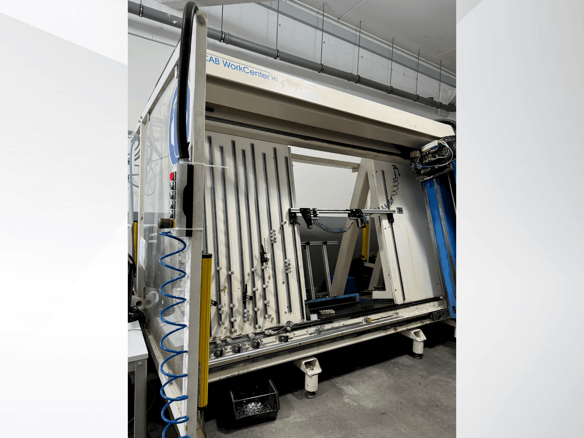 Frontansicht der STEINHAUER eCAB workCenter HS Maschine