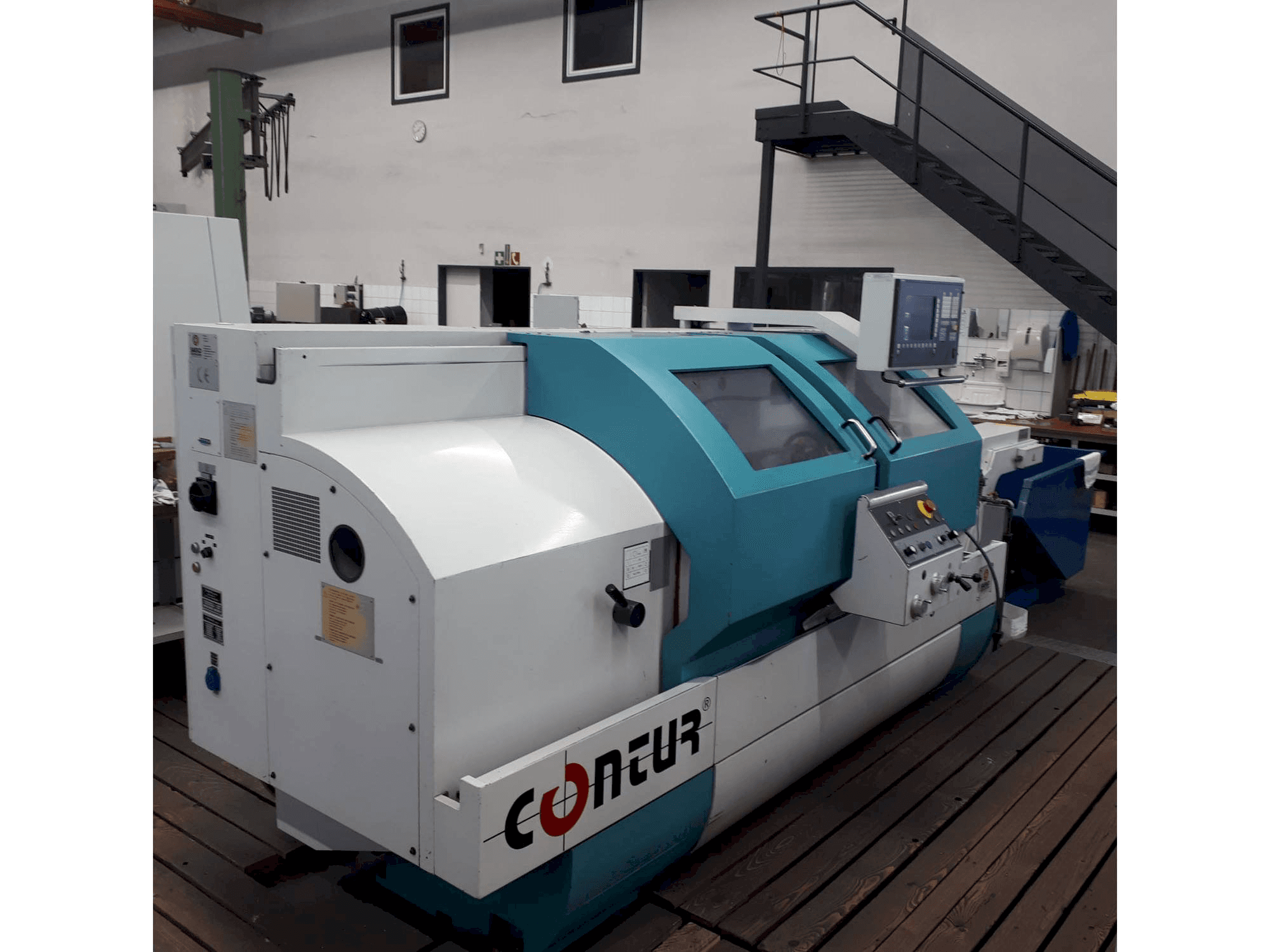 Frontansicht der Saeilo Contour Dialog T52 x 1500 Maschine