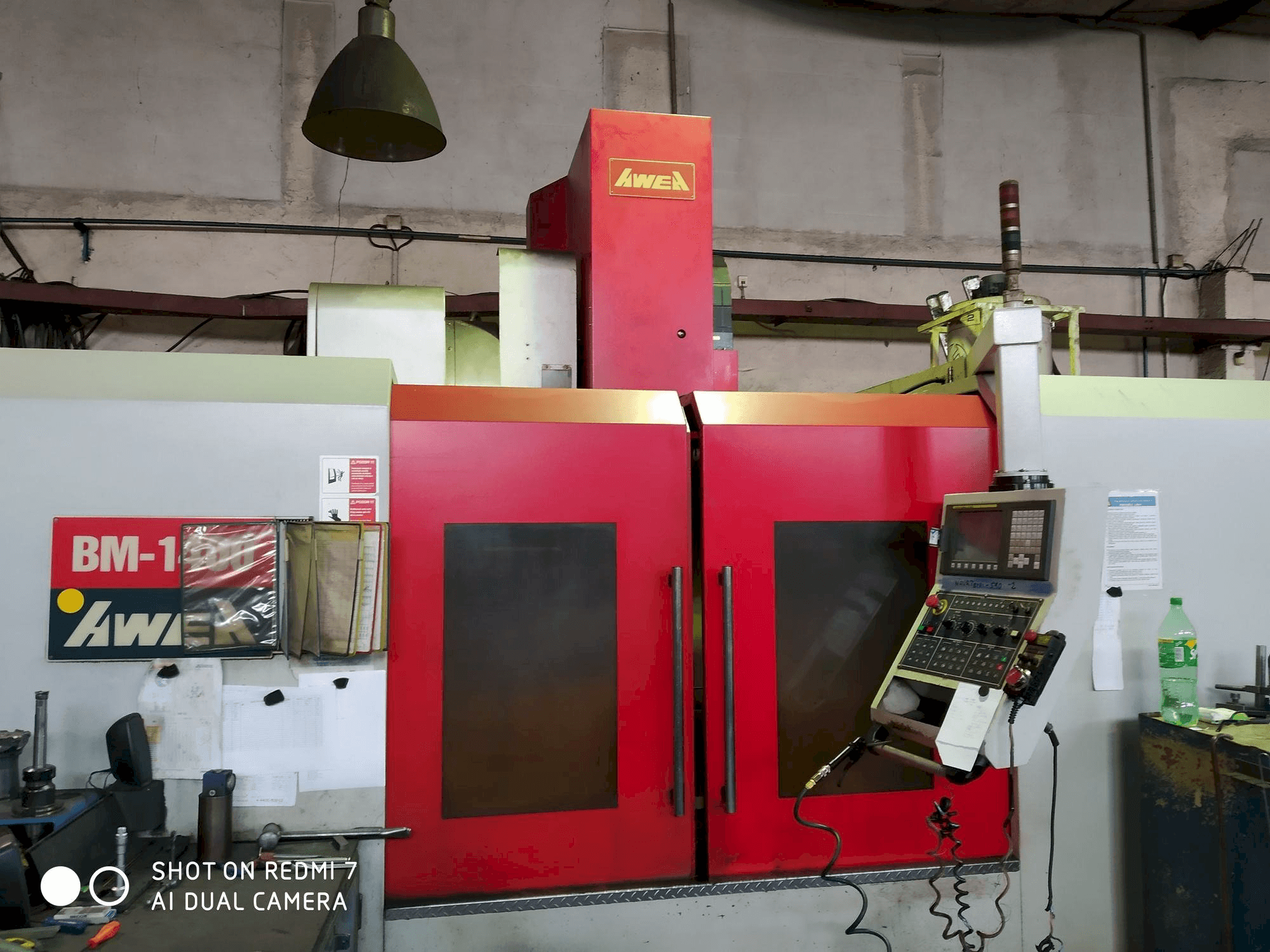 Frontansicht der AWEA BM-1400 Maschine