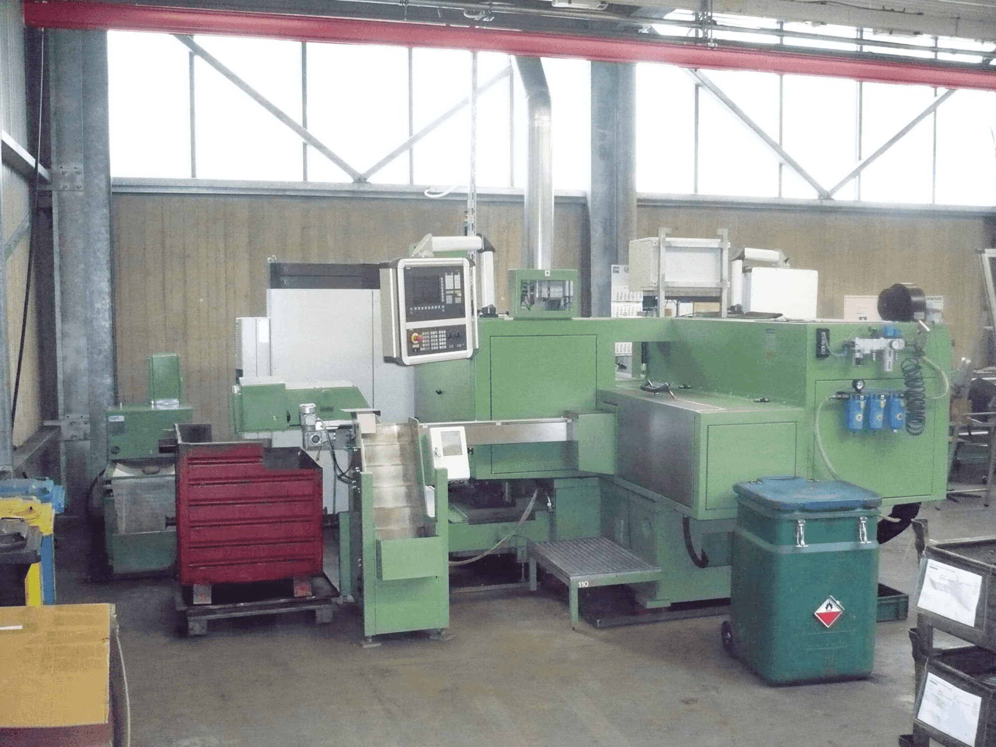 Frontansicht der HK-KON L2SDZ-6 Maschine