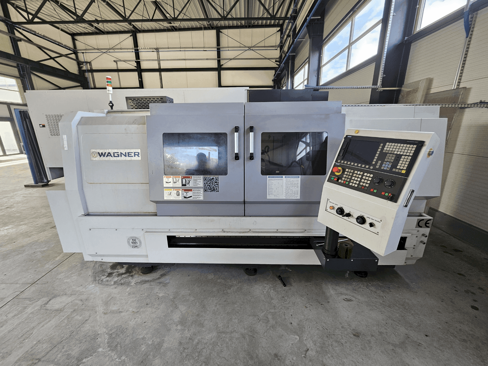 Frontansicht der WAGNER WDE 500 PLUS Maschine