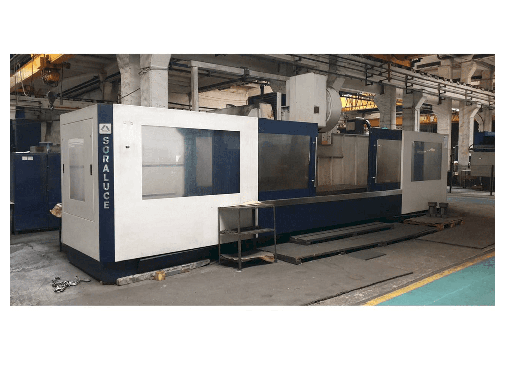 Frontansicht der Soraluce TA 35 Maschine