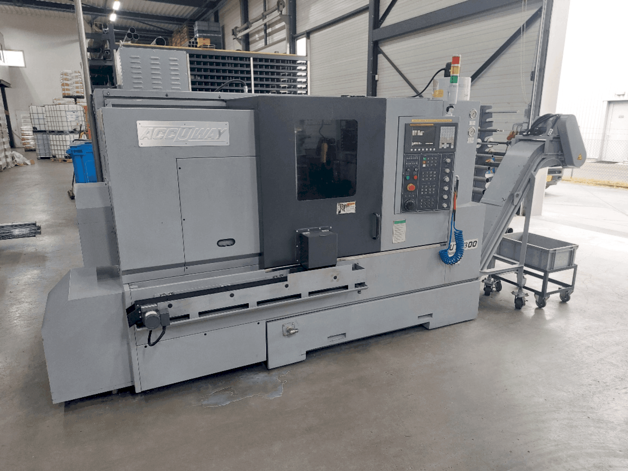 Frontansicht der ACCUWAY UT-300 Maschine