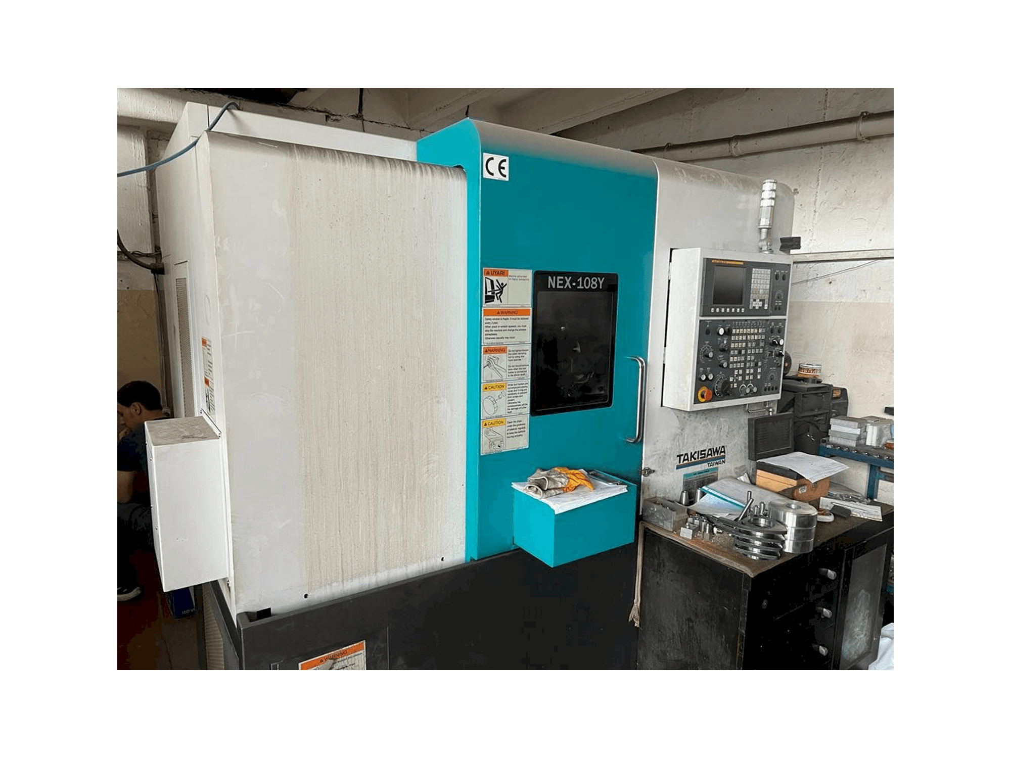 Frontansicht der Takisawa NEX-108Y Maschine