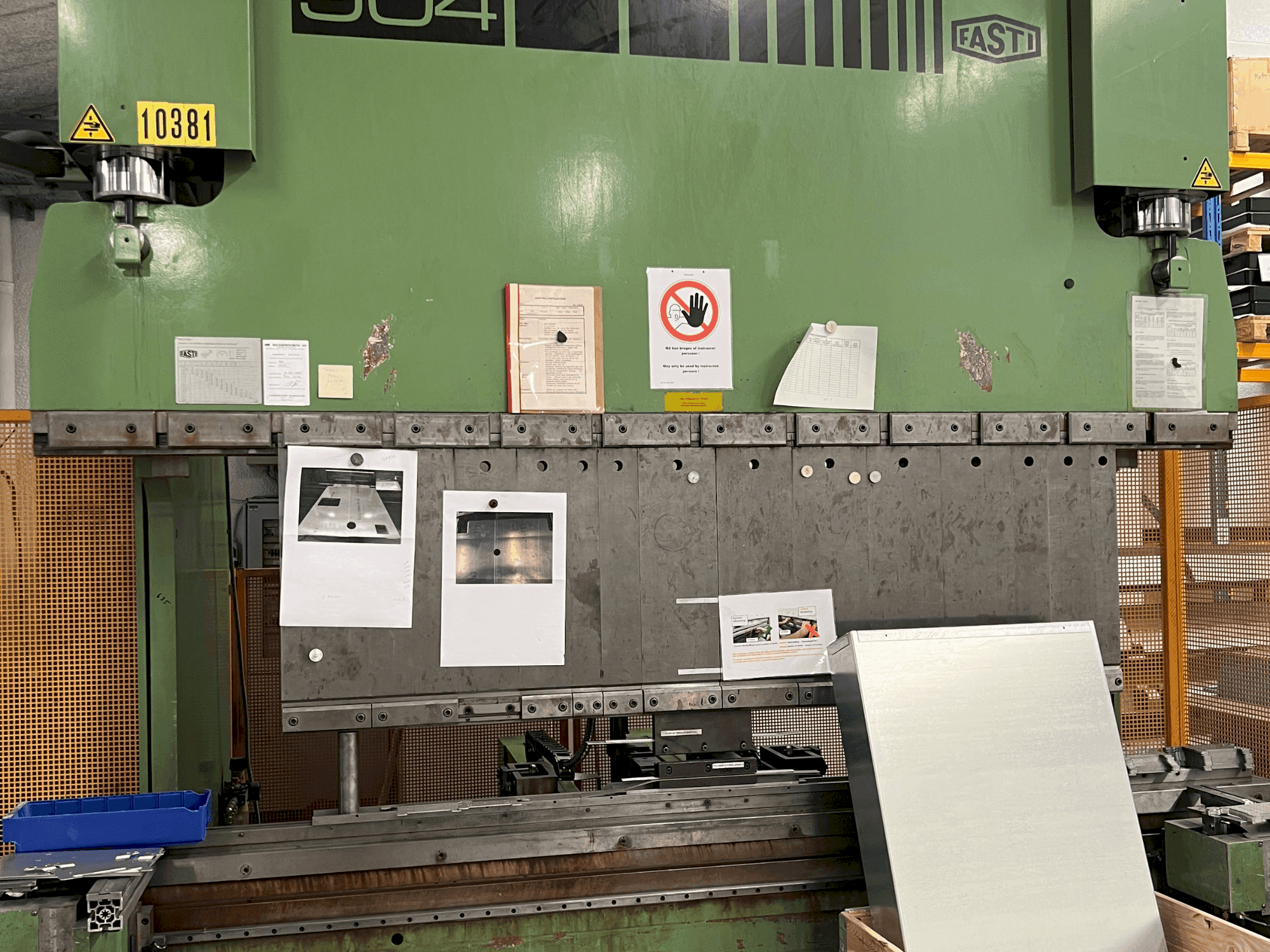 Frontansicht der FASTI 904 Maschine