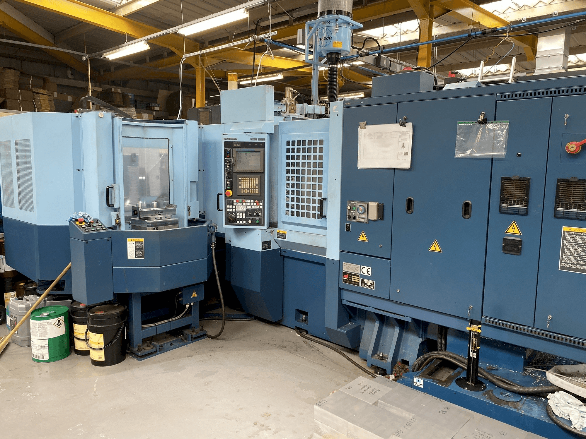 Frontansicht der Matsuura H-Plus 300 Maschine