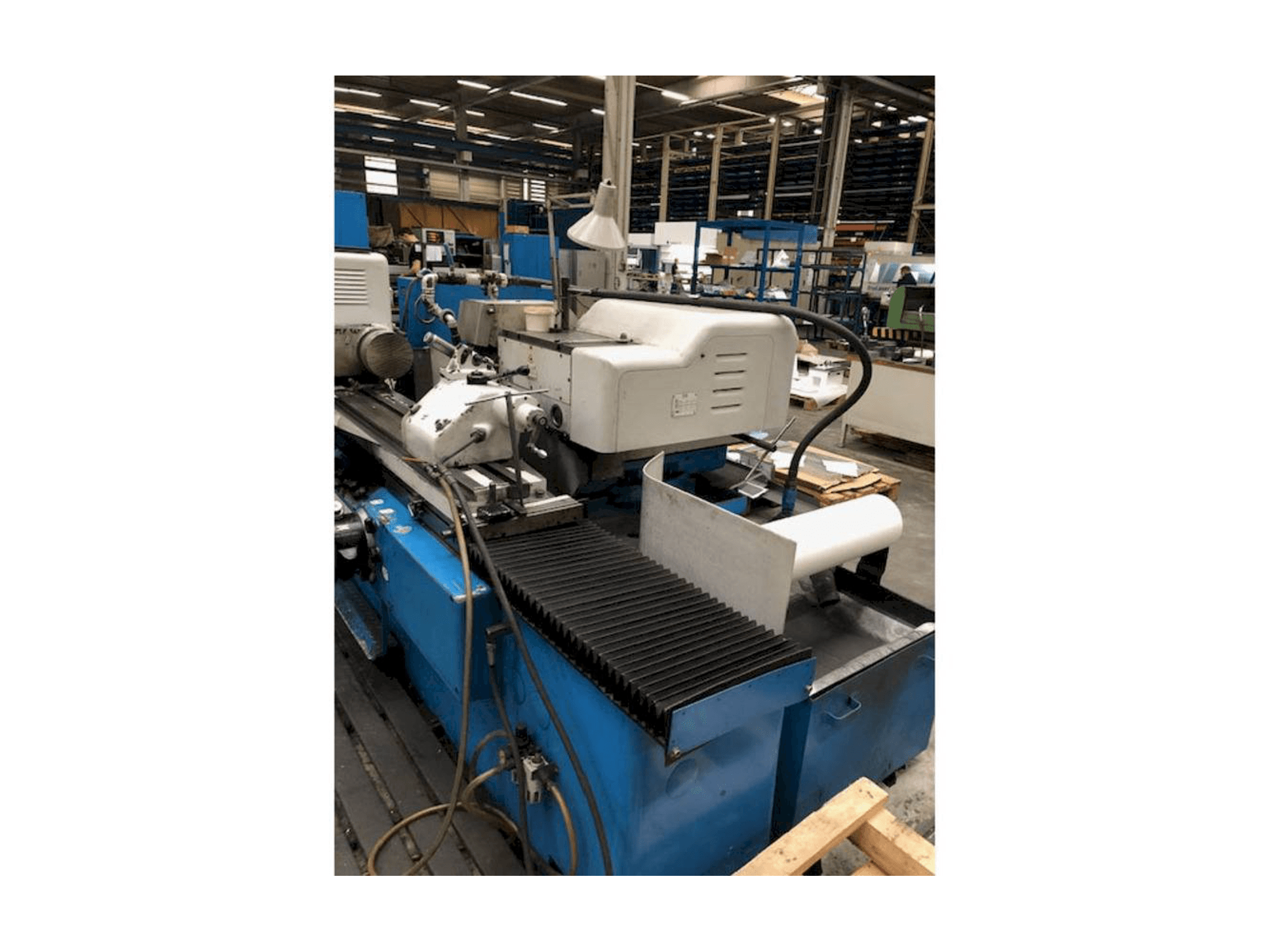 Frontansicht der ROWEIG SU 315x1000 Maschine