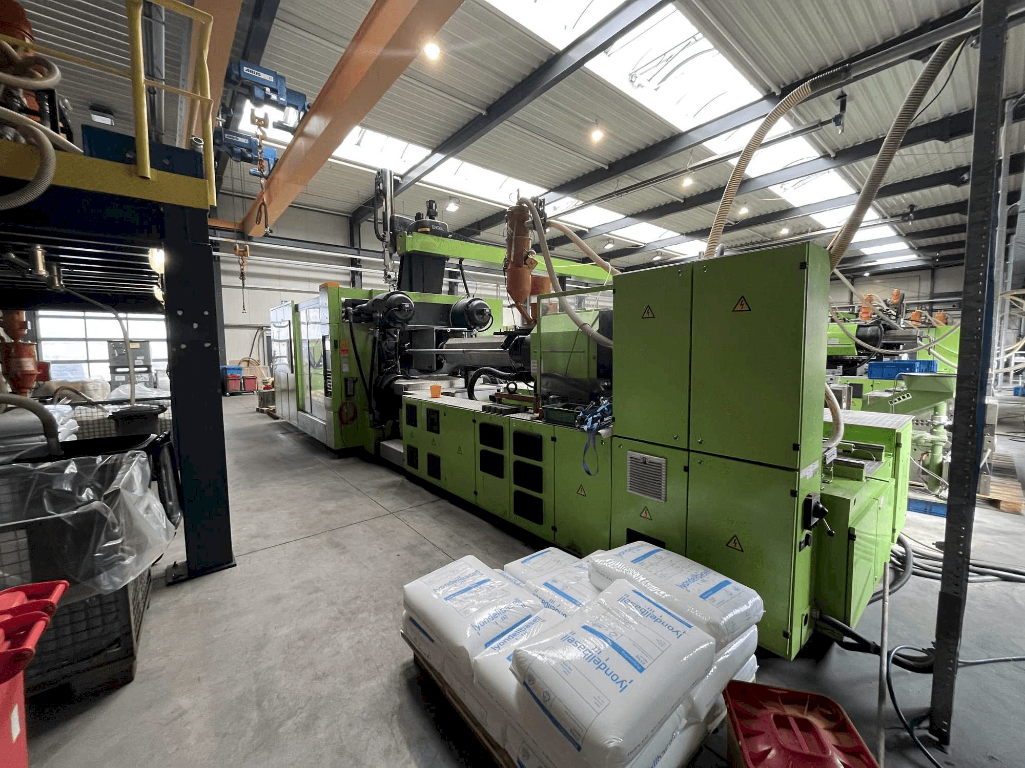 Frontansicht der Engel ES 7050/900 DUO Maschine