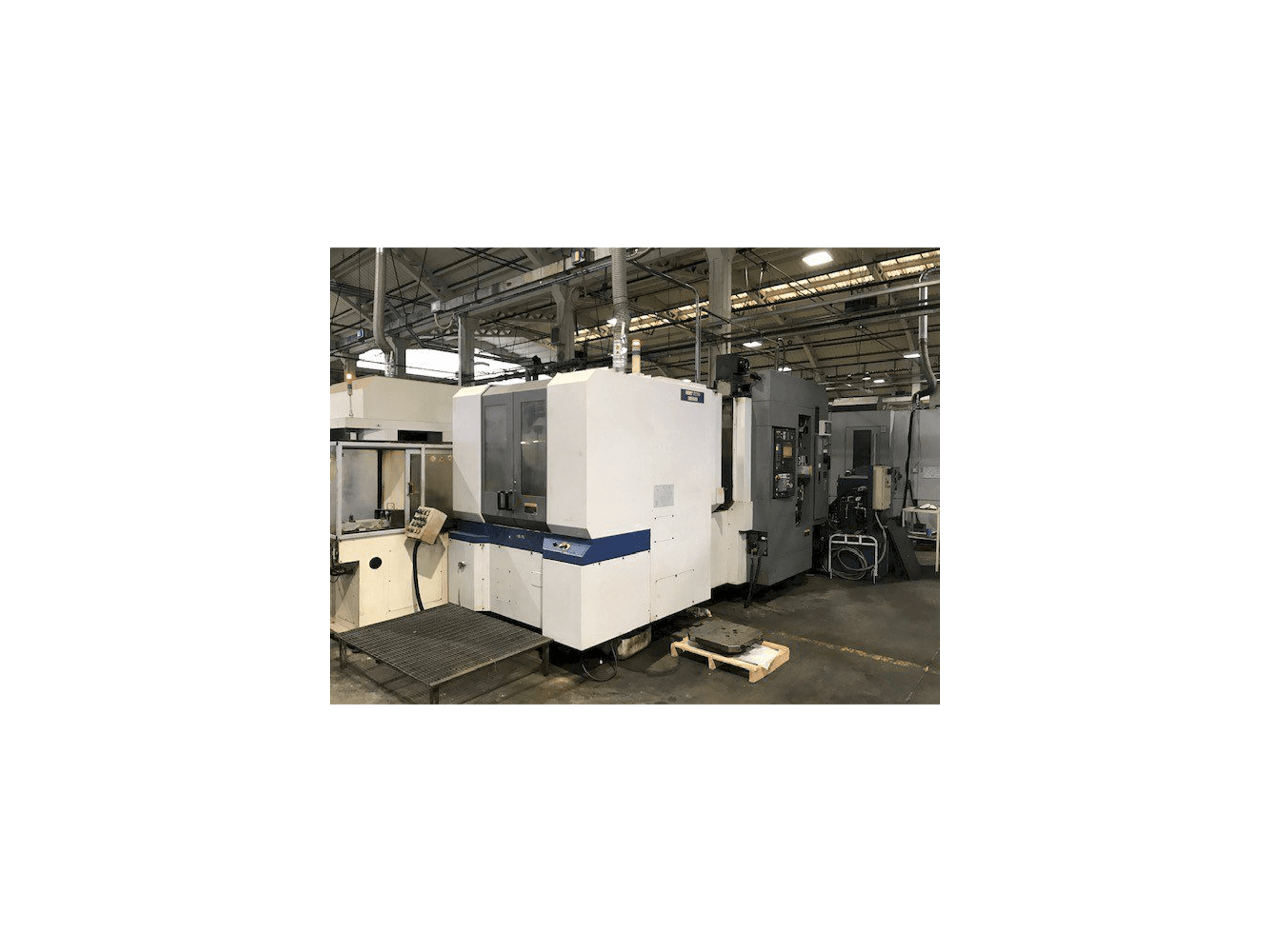 Frontansicht der MORI SEIKI SH 5000 Maschine