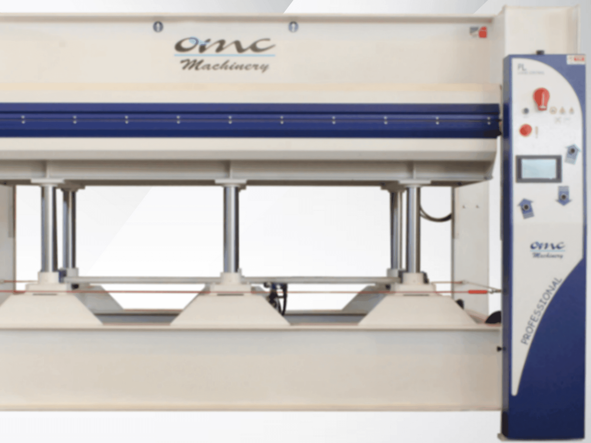 Frontansicht der OMC PL 90s Maschine