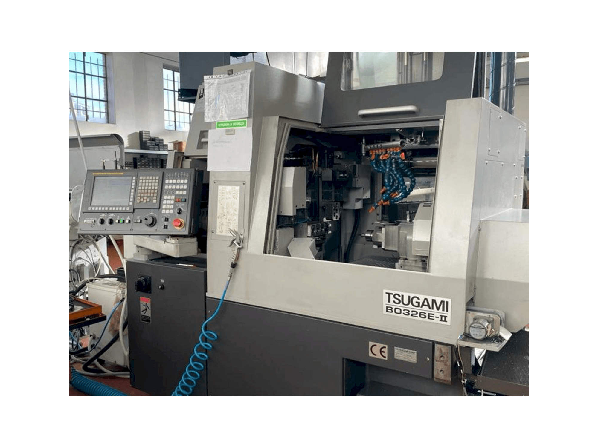 Frontansicht der TSUGAMI B0326E-II Maschine