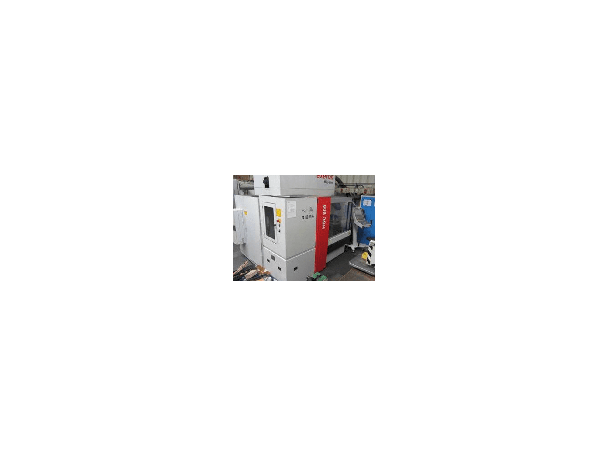 Frontansicht der Exeron HSC 800 Maschine