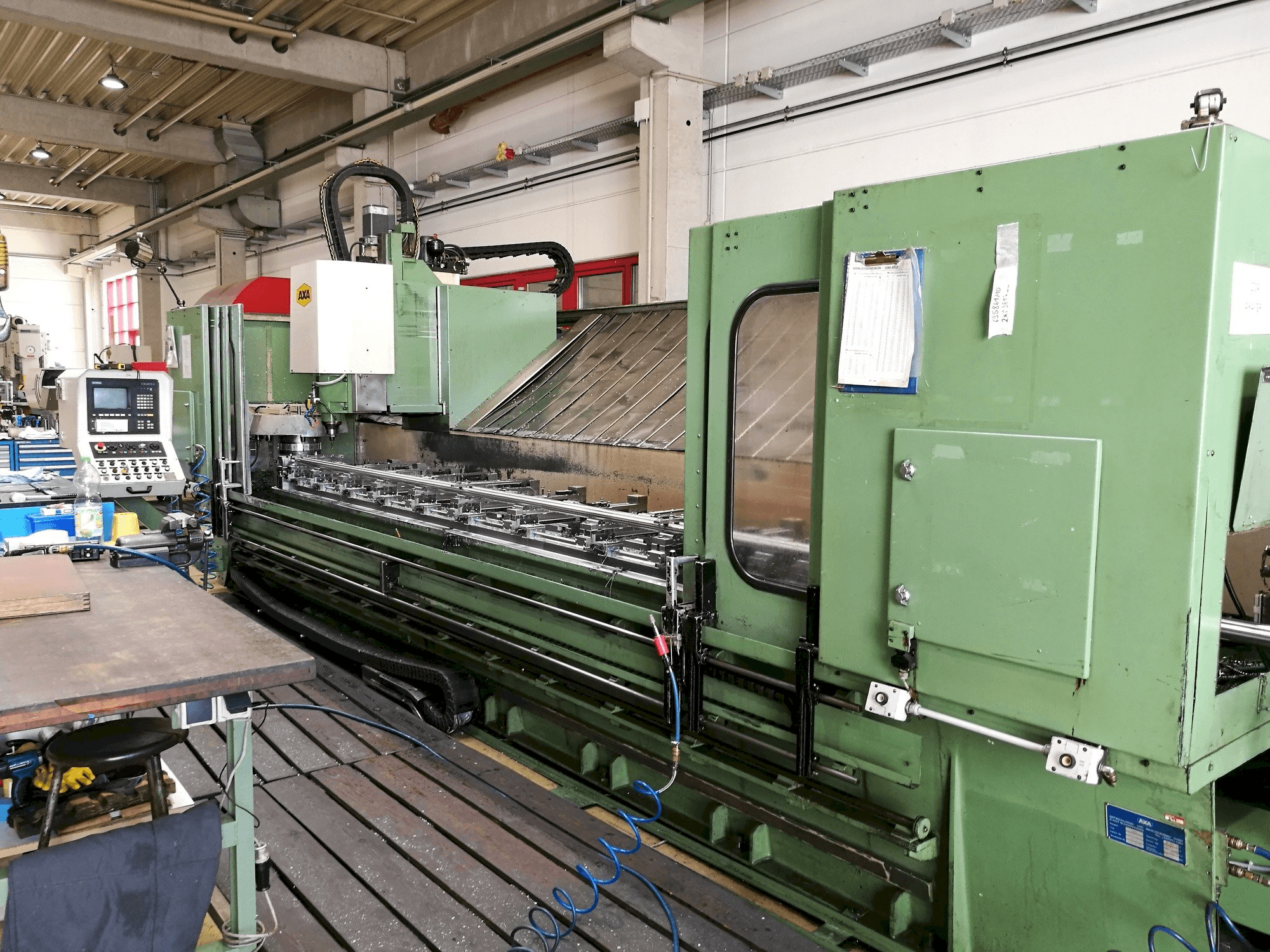 Frontansicht der AXA VSC 3 Maschine