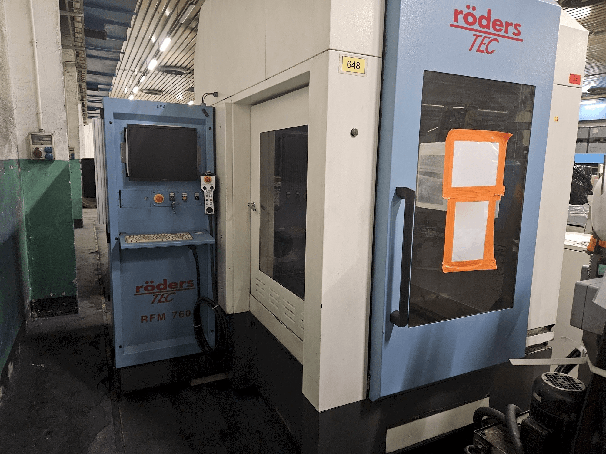 Frontansicht der RÖDERS RFM 760/2 Maschine