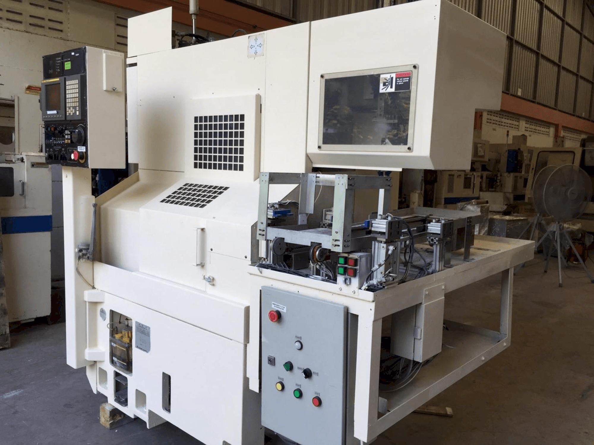 Frontansicht der WASINO G-05 Maschine