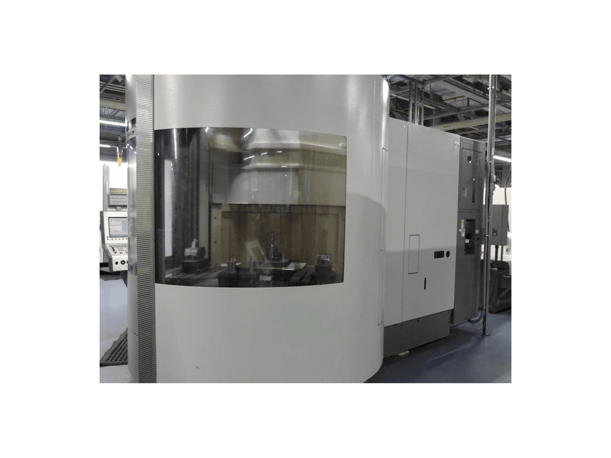 Frontansicht der DECKEL MAHO DMC 60 T RS3 Maschine