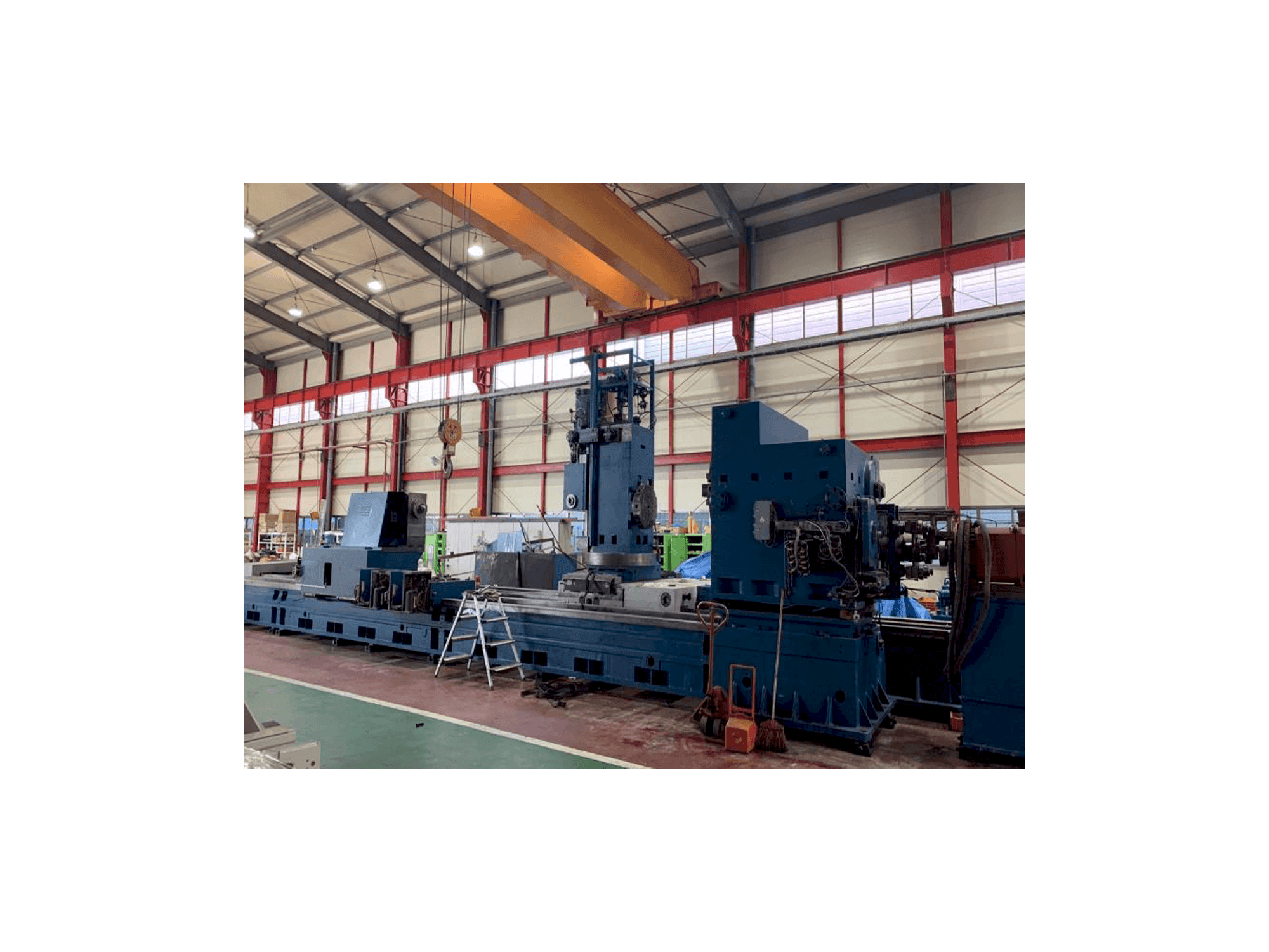 Frontansicht der SKODA SR2-200NC Maschine