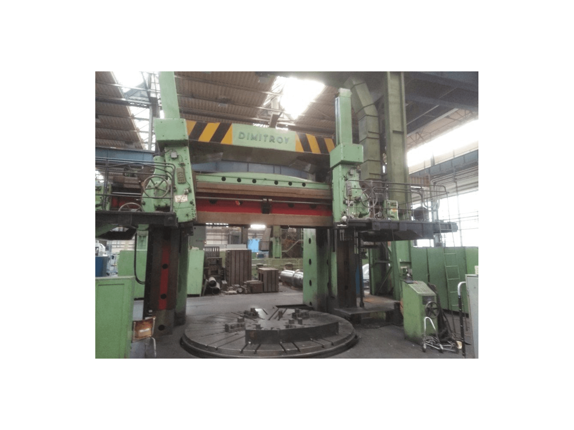 Linke Ansicht der Dimitrov 4000 Maschine