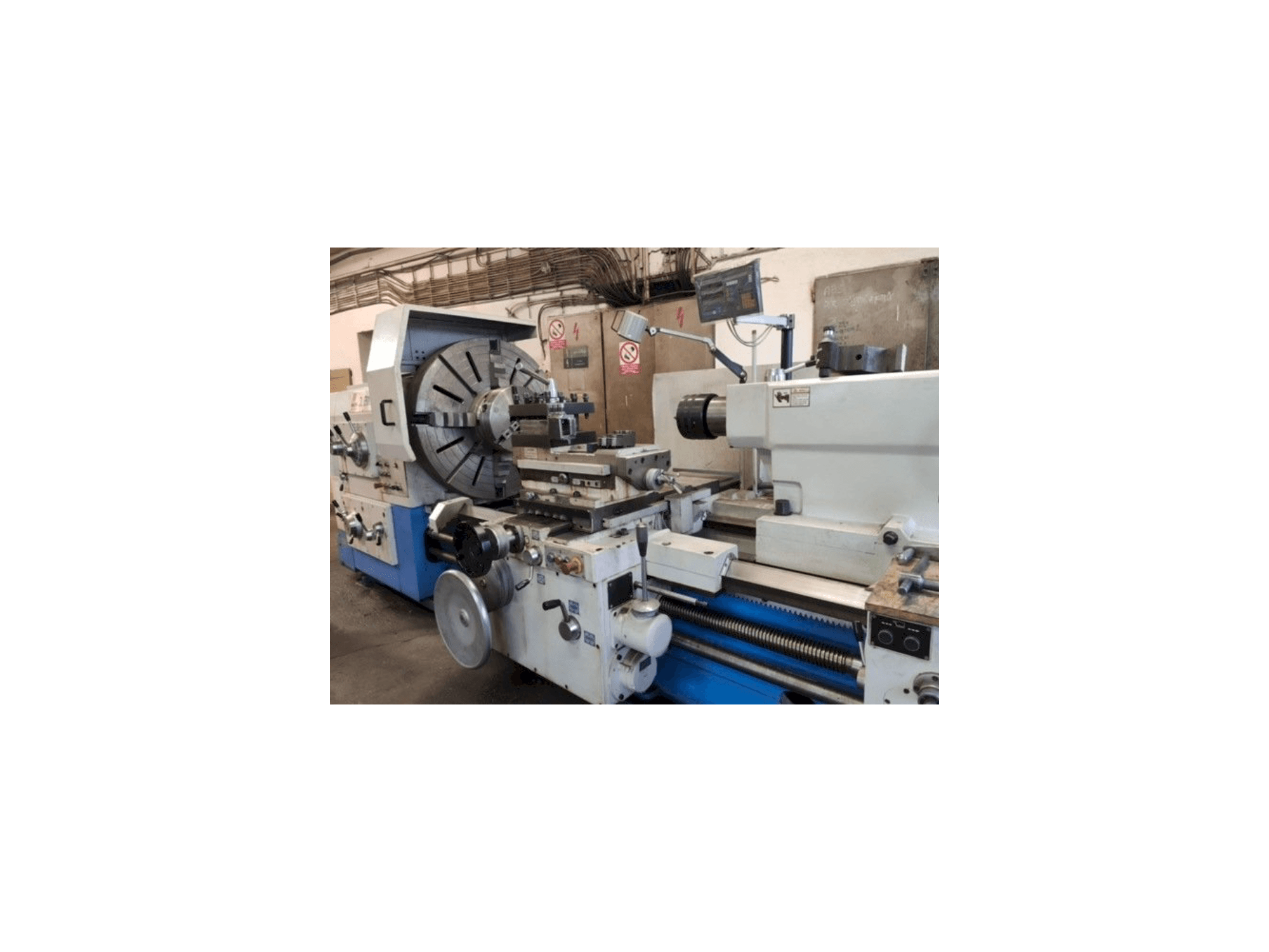 Frontansicht der KNUTH DL E Heavy 500/1500 Maschine