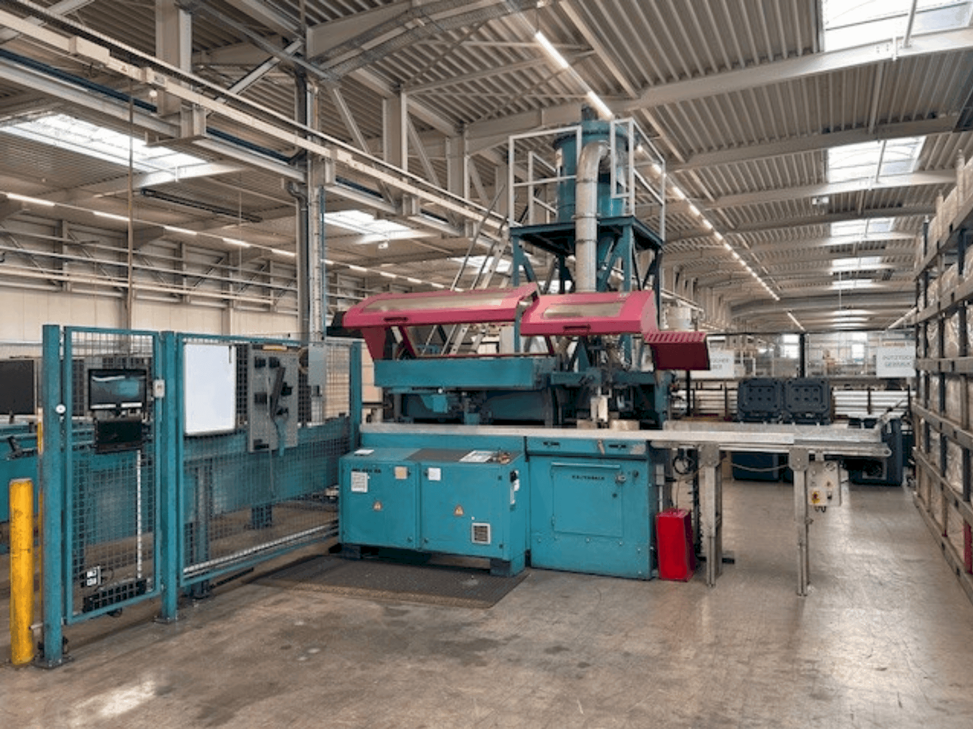 Frontansicht der KALTENBACH SKL 450 NA Maschine