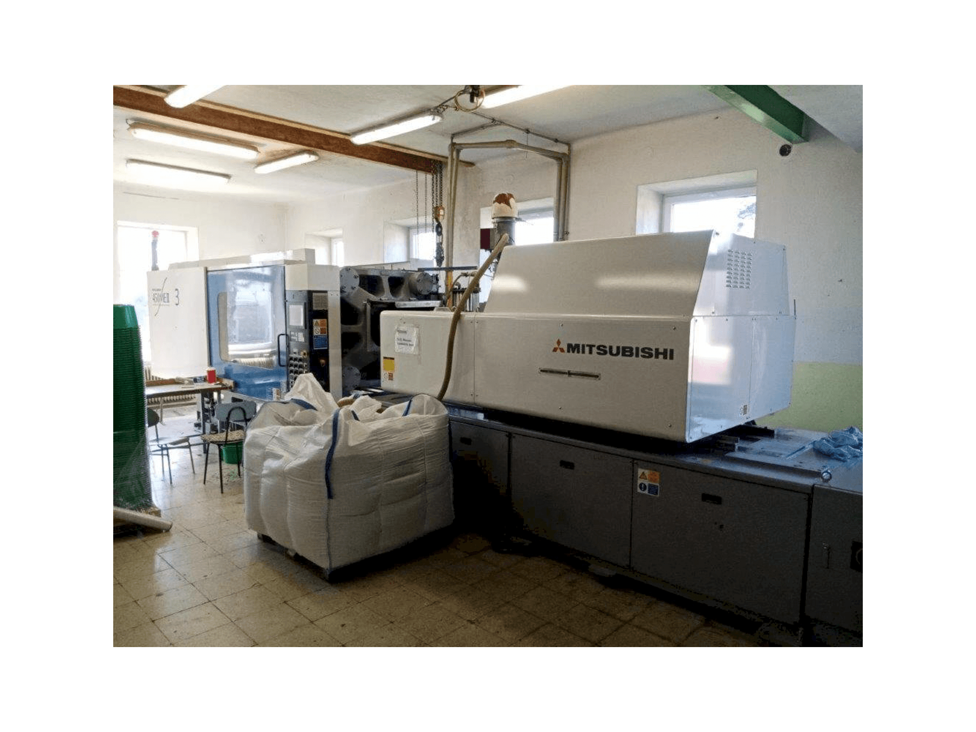 Frontansicht der Mitsubishi 450 ME II-70 Maschine