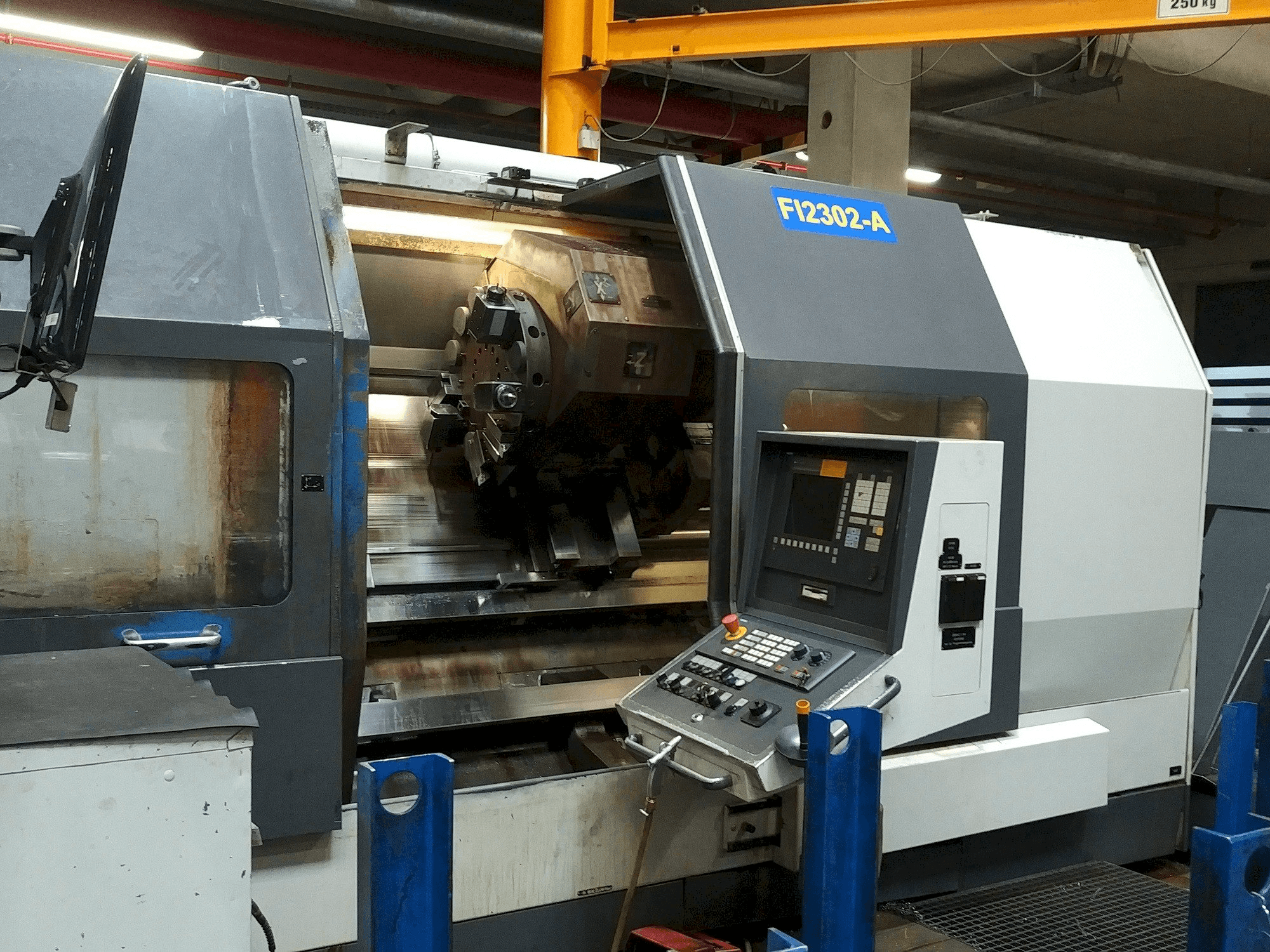 Frontansicht der NILES N30Y x 2000 Maschine