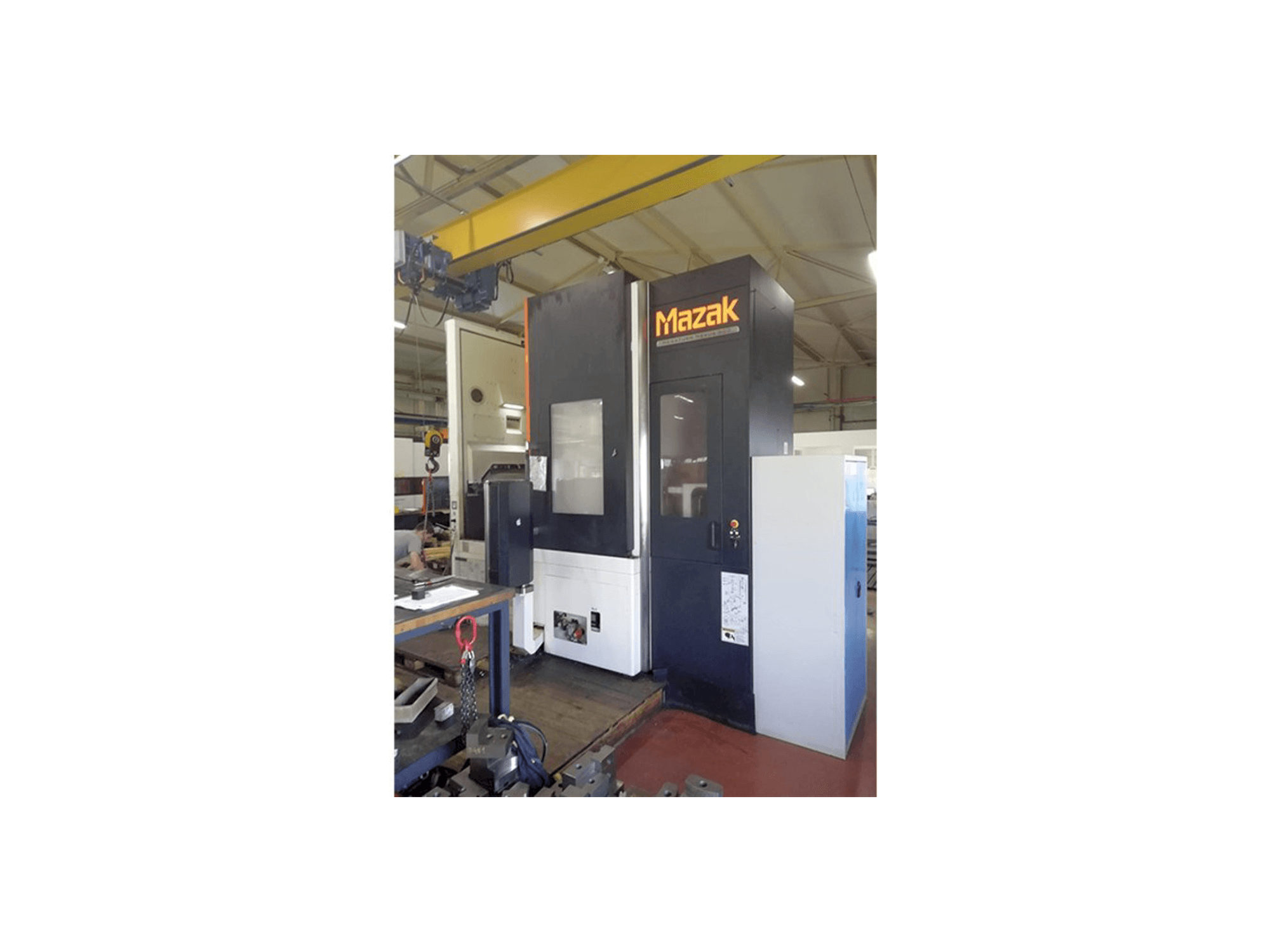 Frontansicht der Mazak MEGATURN NEXUS 900 Maschine