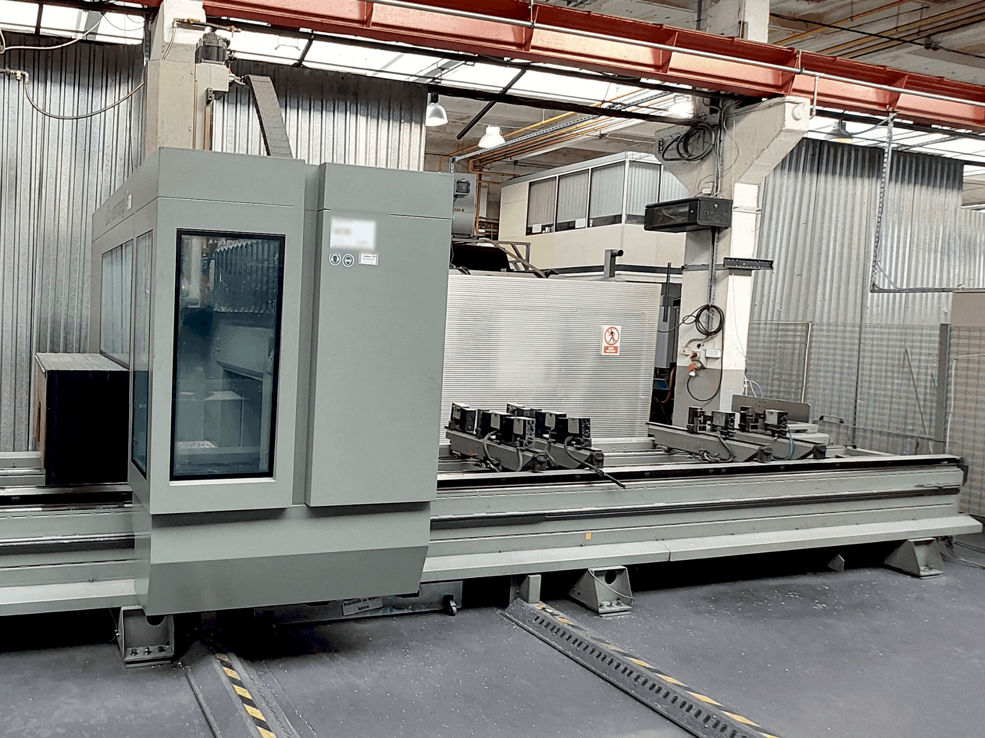 Frontansicht der Emmegi Emmegi Diamant XL7700 Maschine