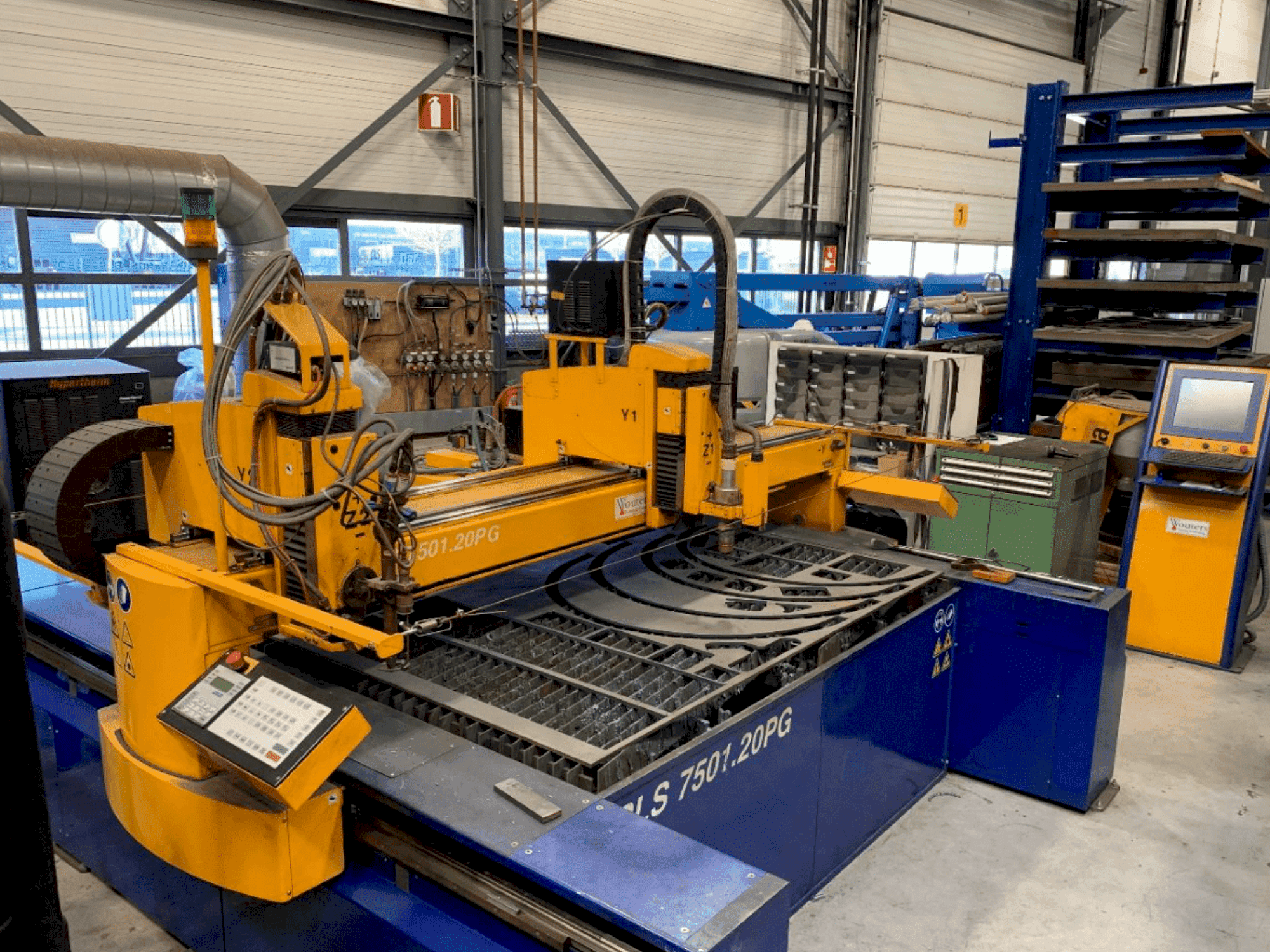 Frontansicht der MicroStep PLS7501.20PG Maschine